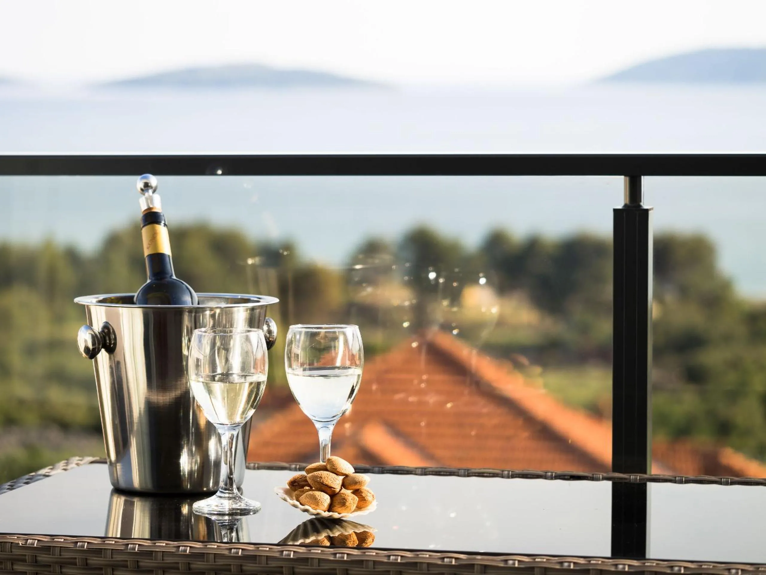 Drinks in Croatica Suites Podsolarsko