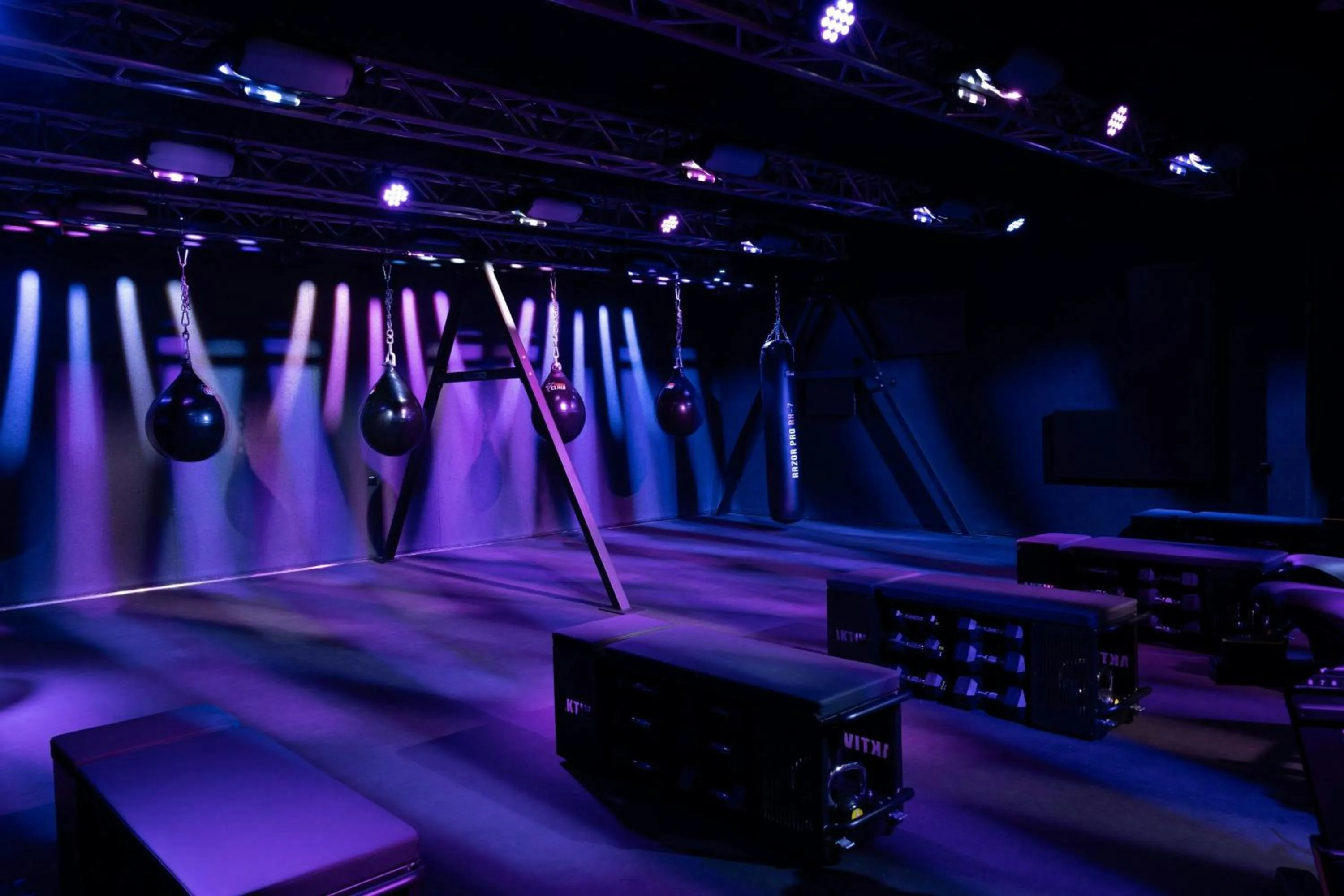 Area and facilities in Le Meridien Mina Seyahi Beach Resort & Waterpark