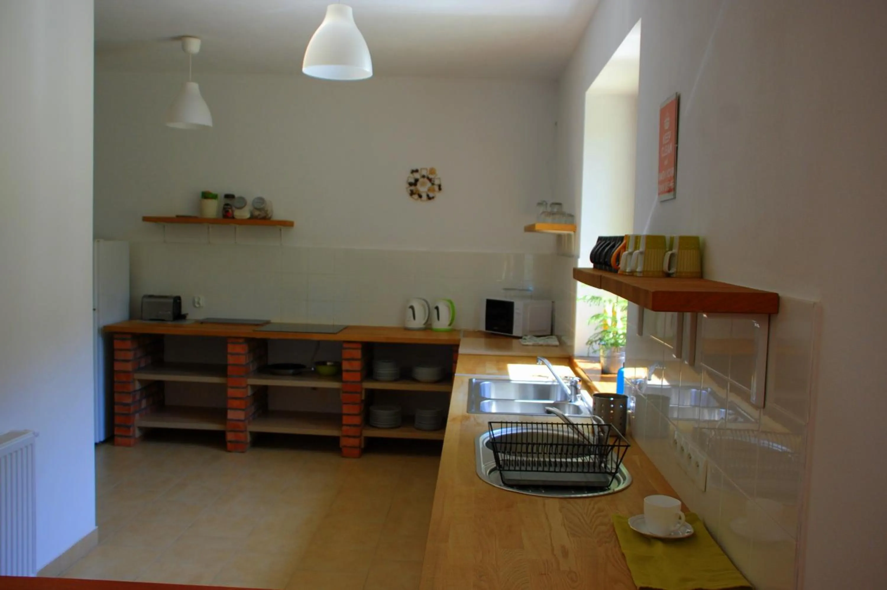 Communal kitchen in Willa Rudy