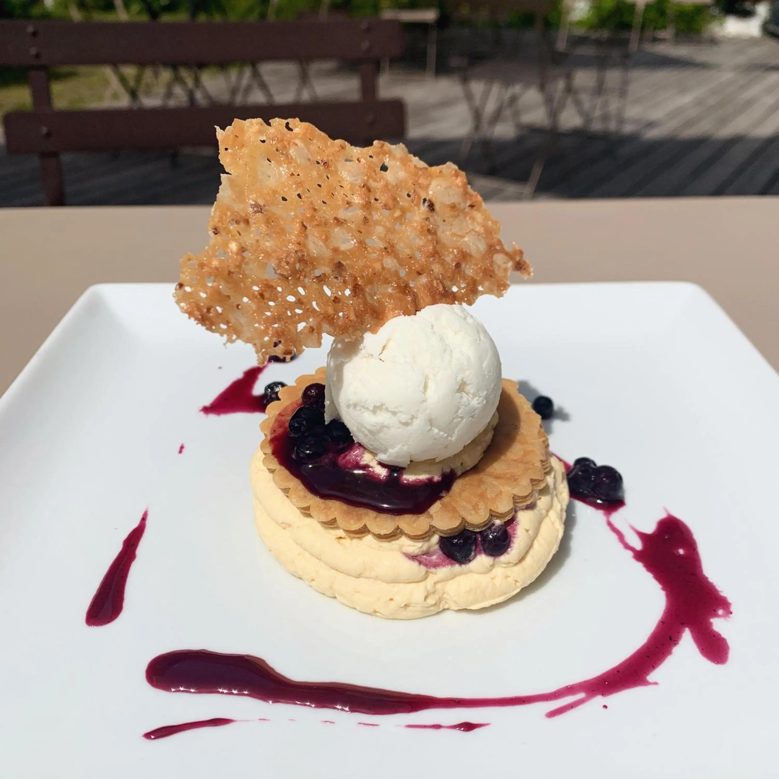 Food in Maison de Famille Les 5 Frères