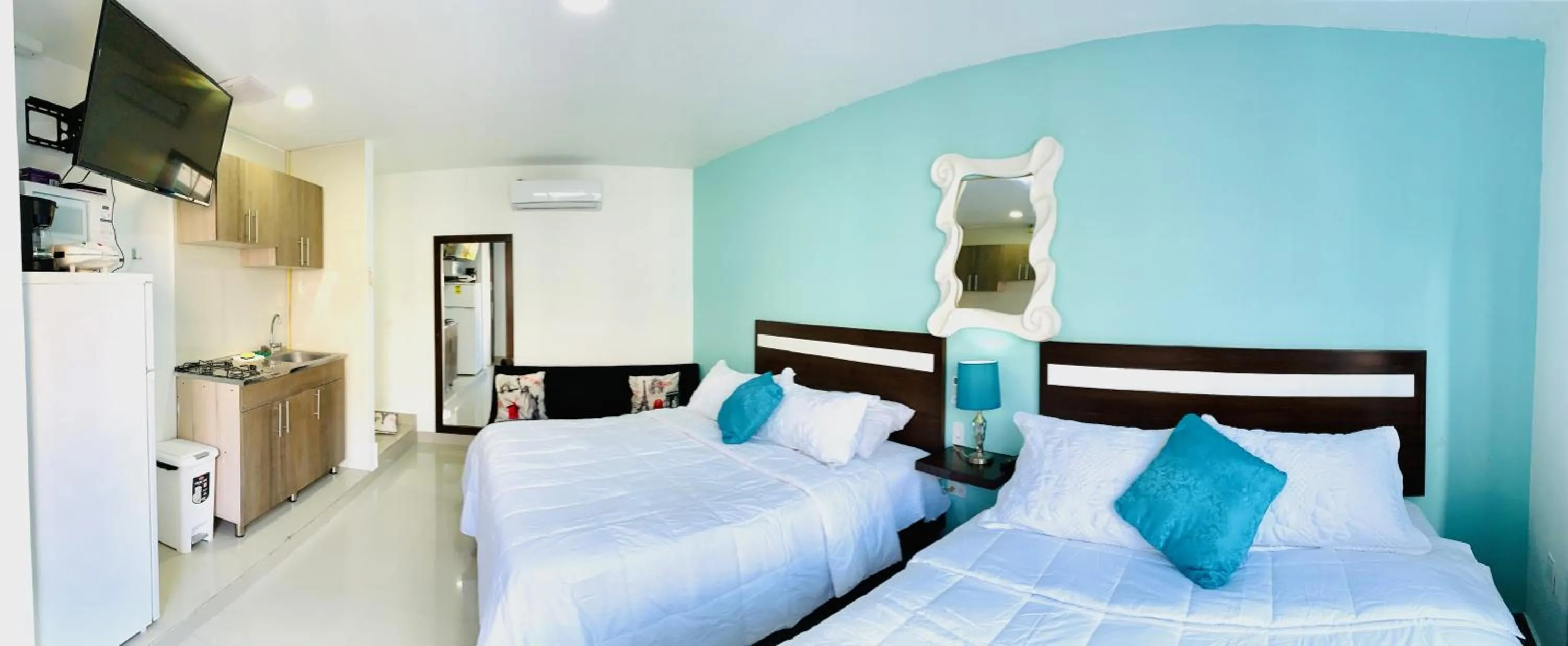 Bed in Apartahotel Bahia Tropical III