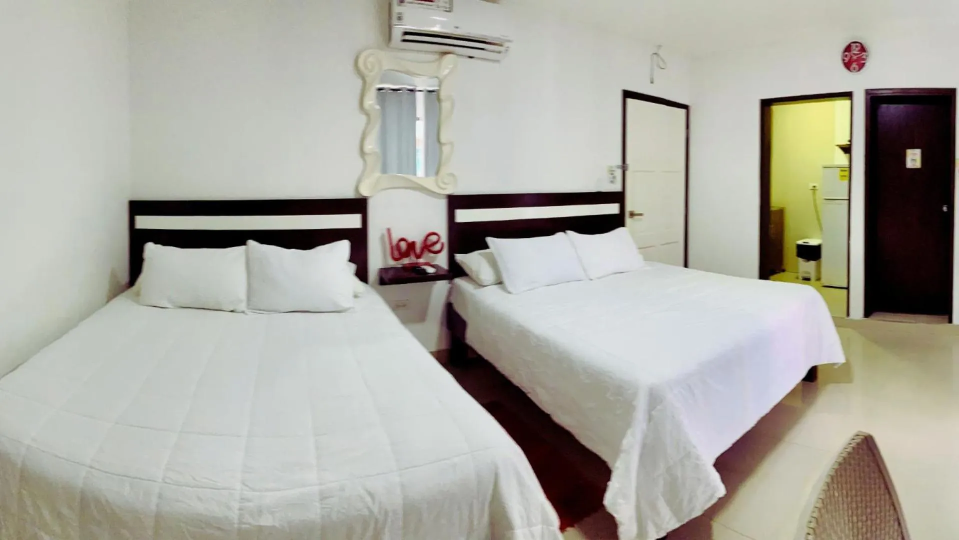 Bed in Apartahotel Bahia Tropical III