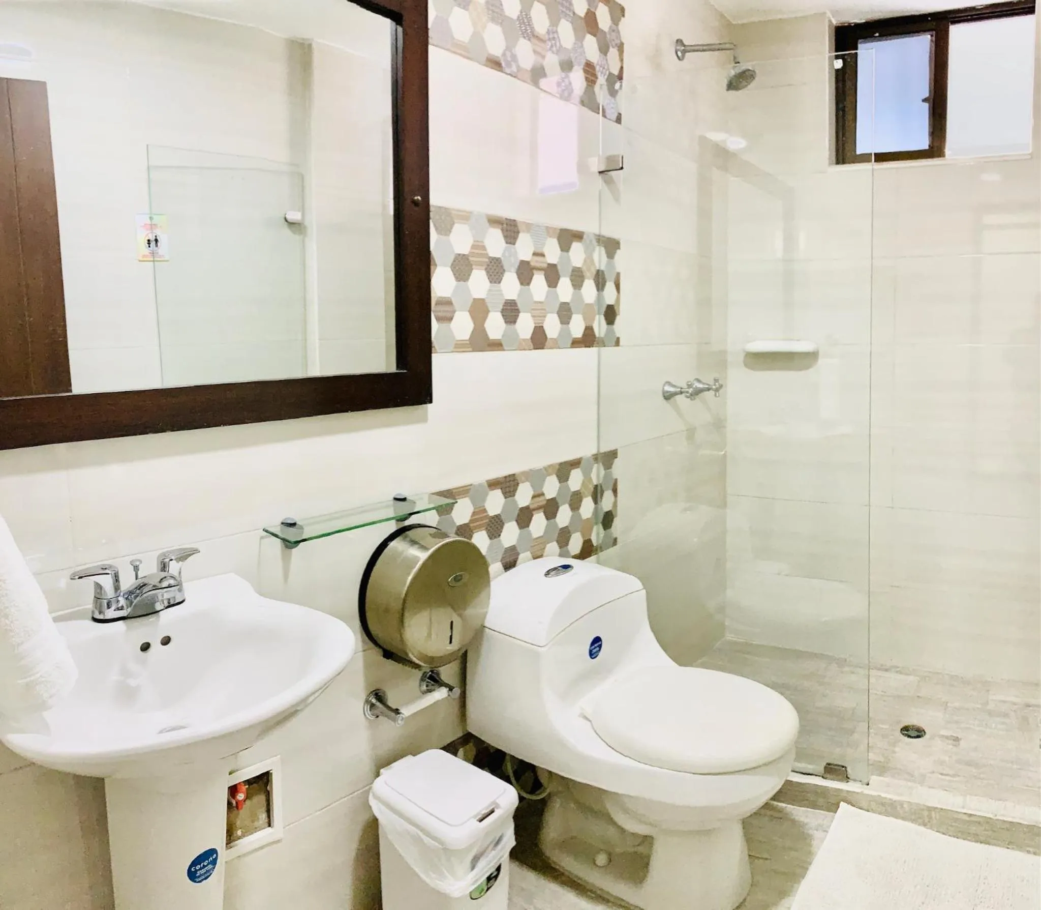 Bathroom in Apartahotel Bahia Tropical III