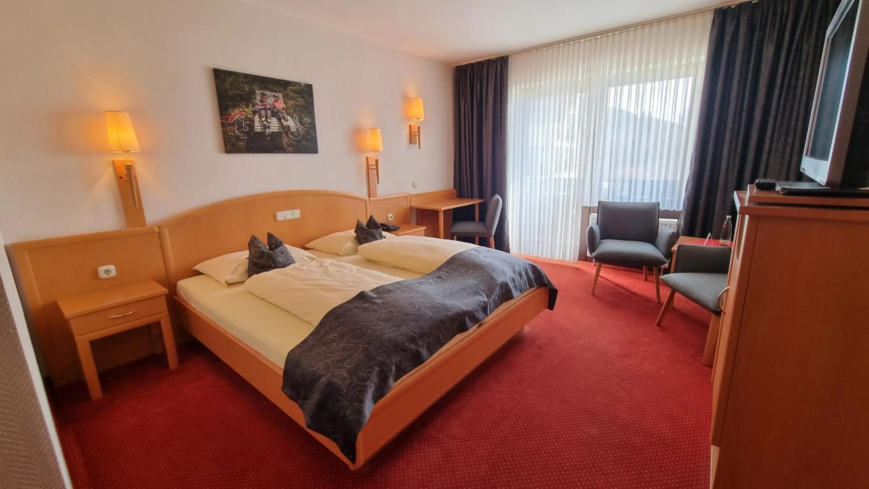 Photo of the whole room, Bed in Sporthotel Zum Hohen Eimberg