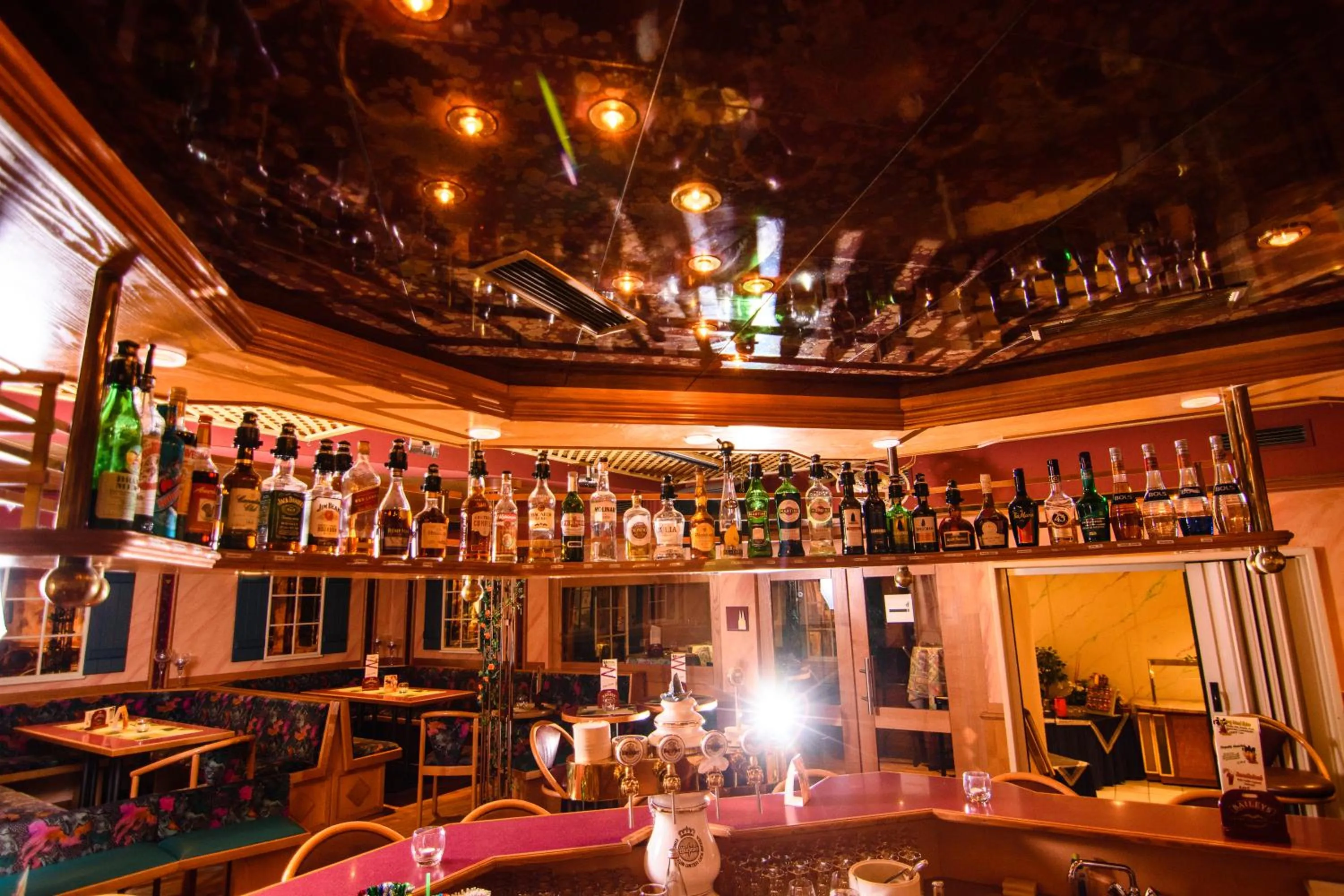 Lounge or bar in Sporthotel Zum Hohen Eimberg