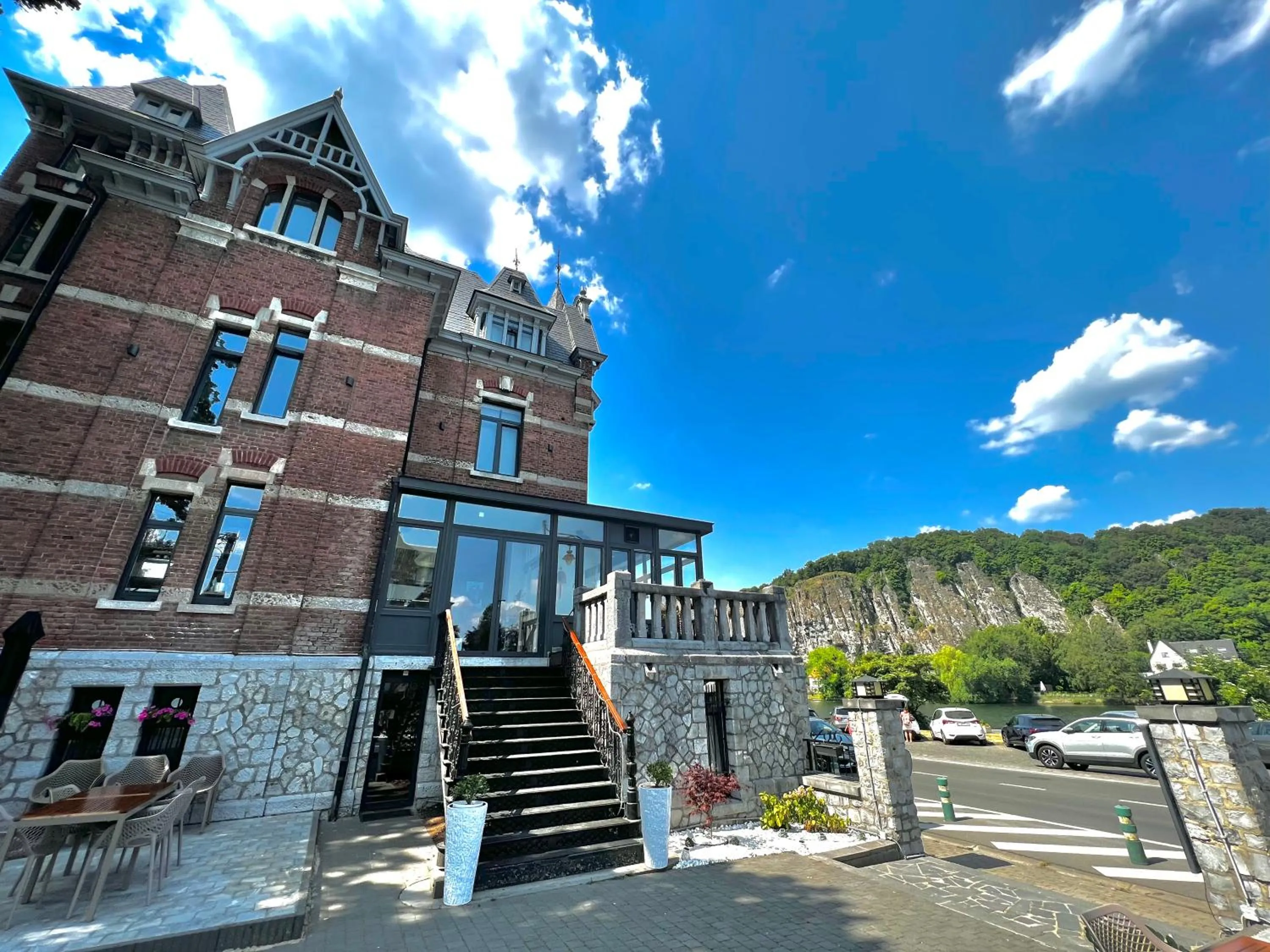 Mes Caprices B&B Villa Mosan Bord de Meuse