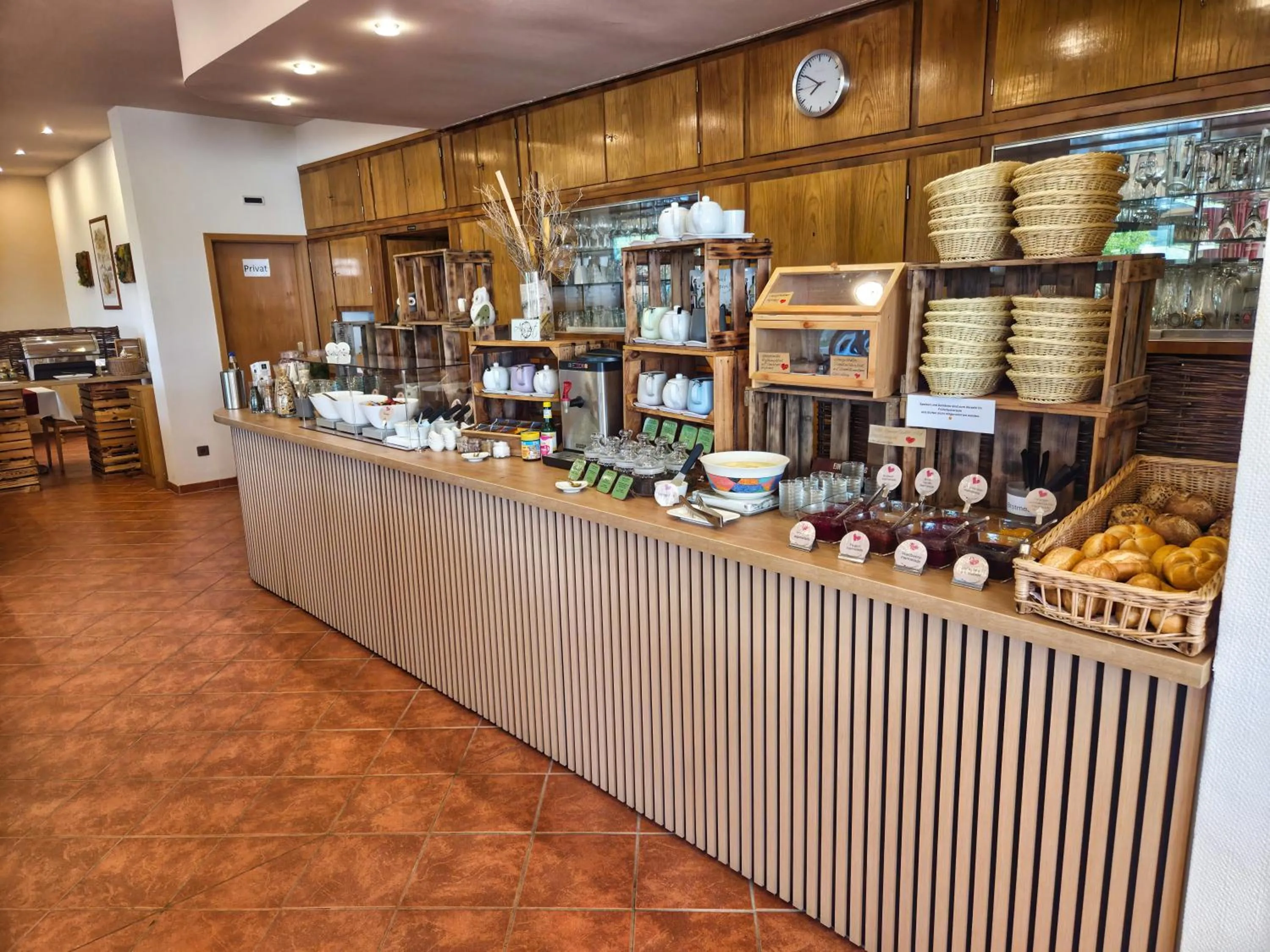 Breakfast in Hotel Tenner