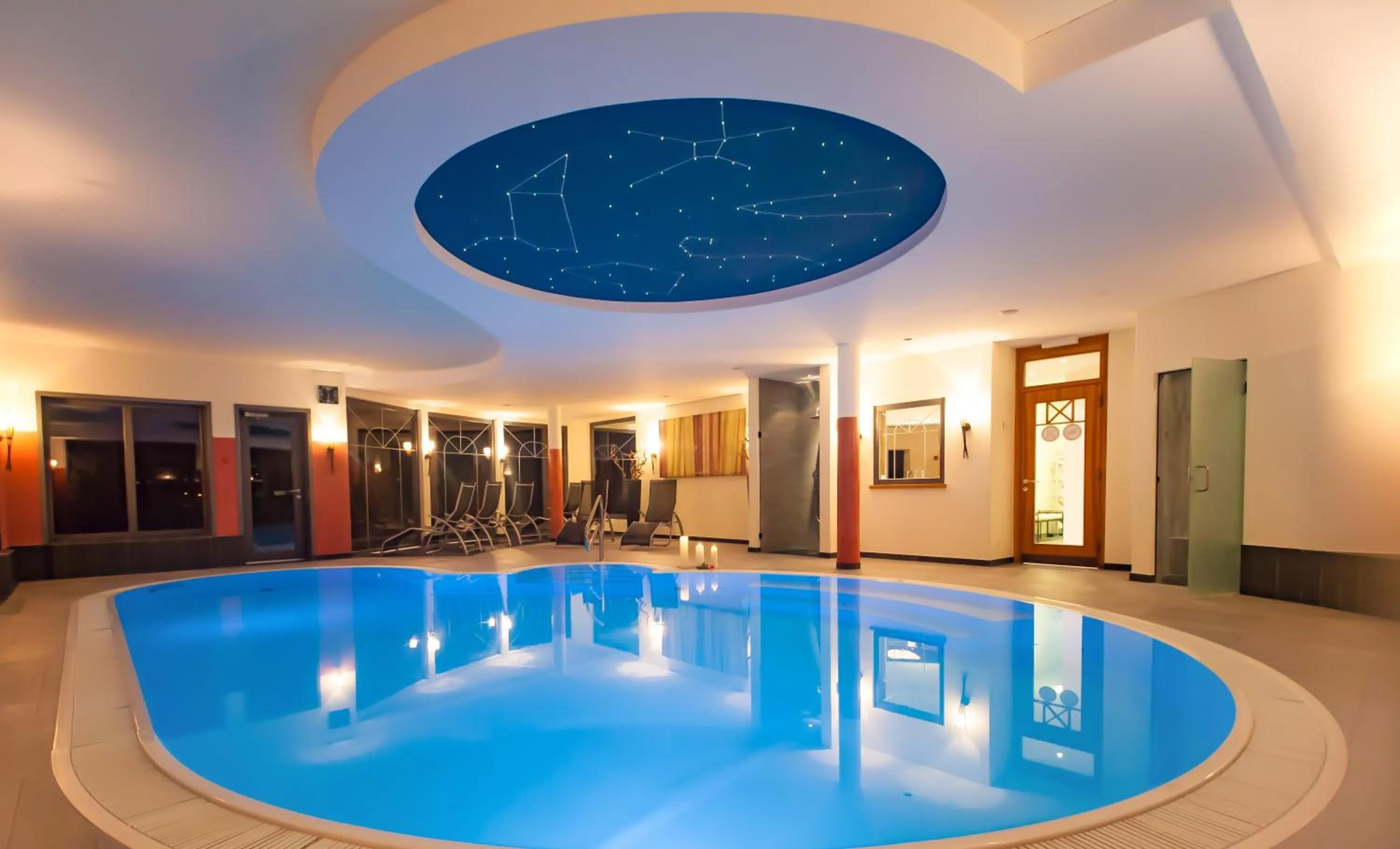 Swimming pool in Wellnesshotel Liun B&B