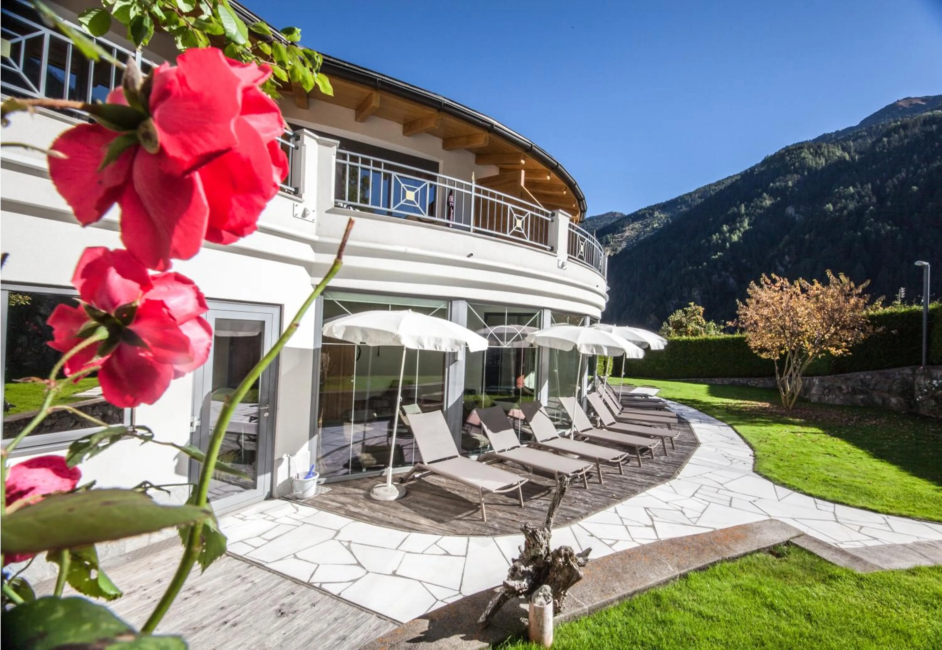 Property building in Wellnesshotel Liun B&B