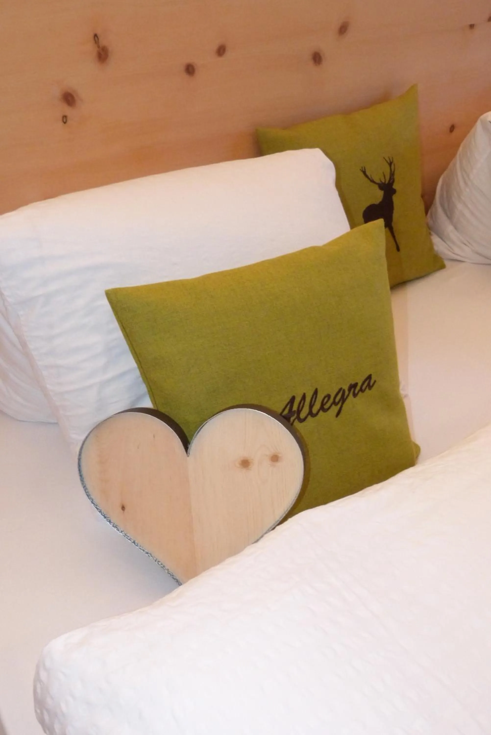 Decorative detail, Bed in Wellnesshotel Liun B&B