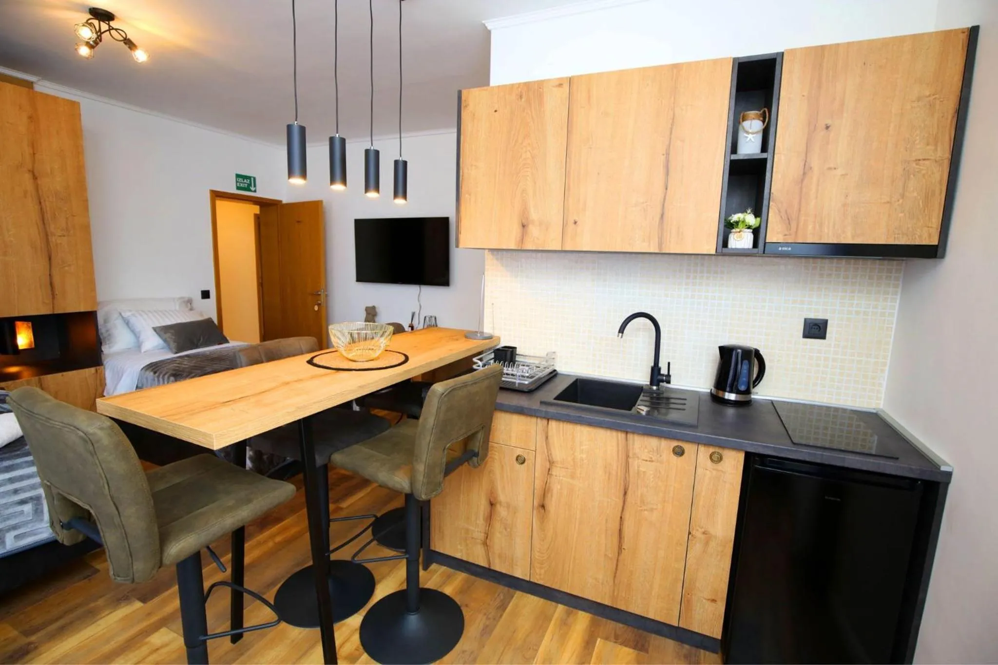 Studio (4 Adults) in Apartmani Krka Rooms