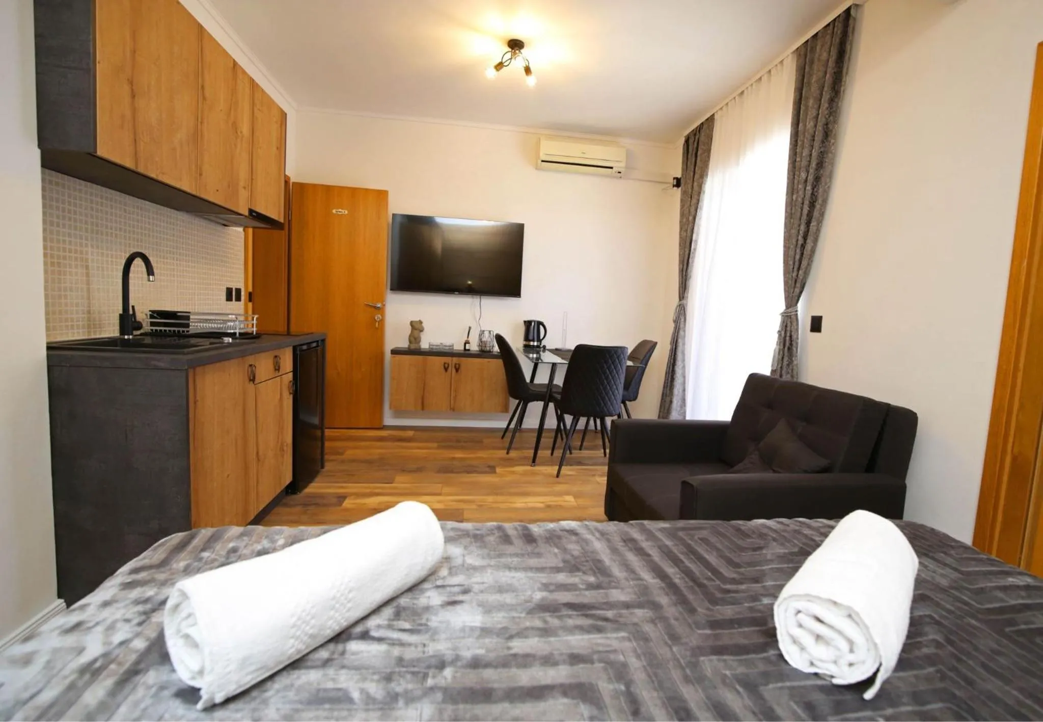 Bed in Apartmani Krka Rooms