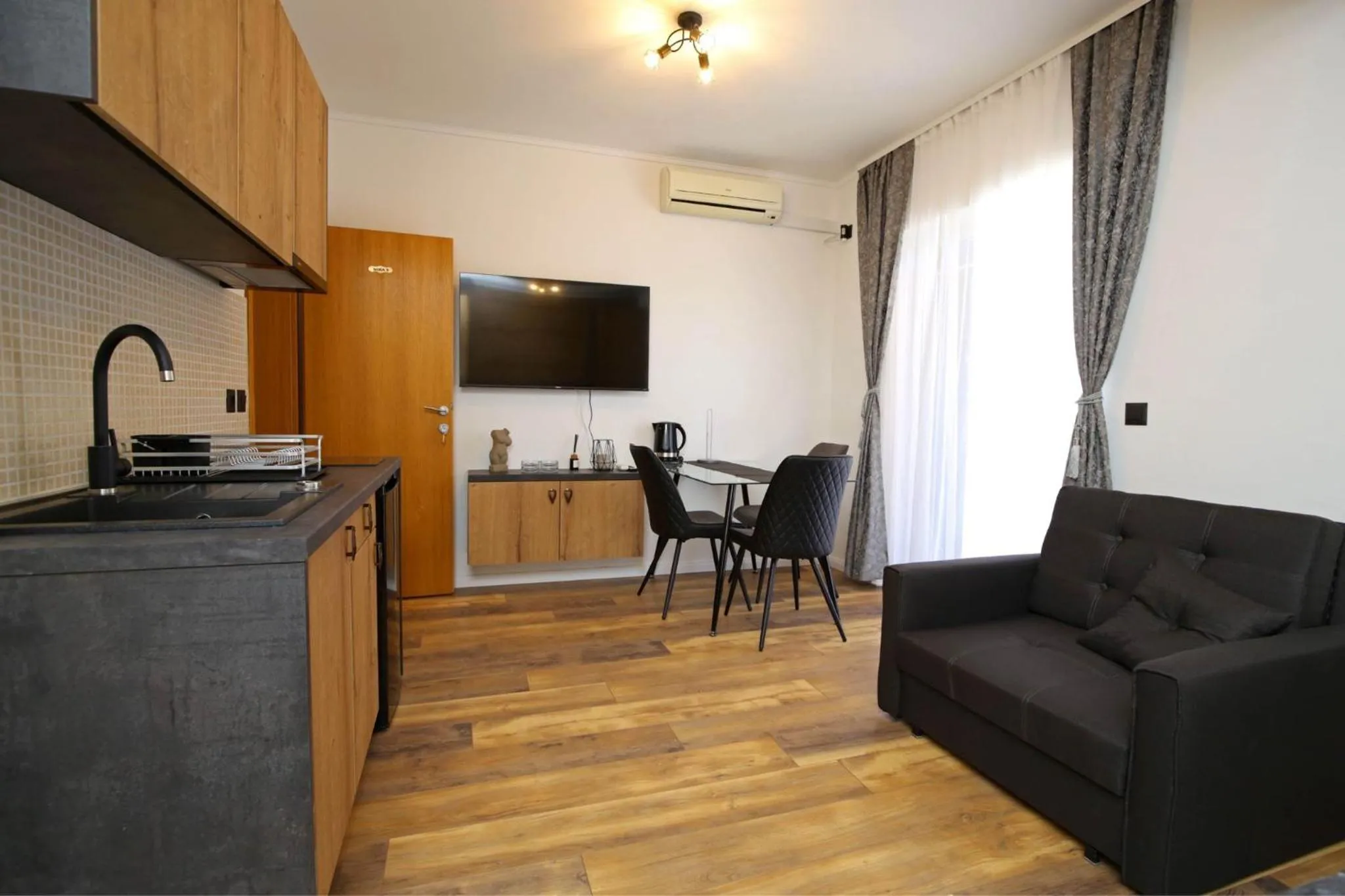 Apartmani Krka Rooms