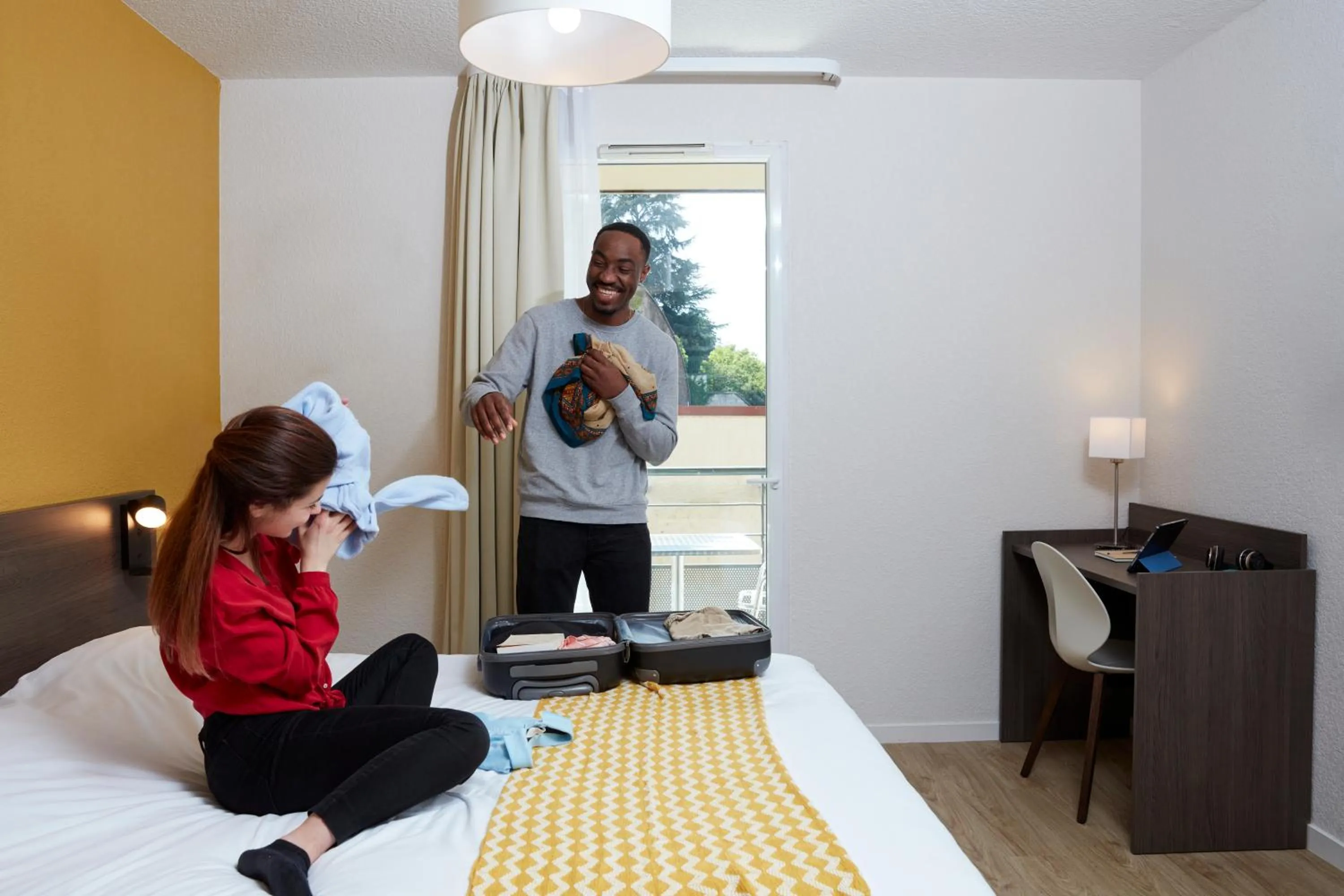 Bedroom, Bed in Aparthotel Adagio Access Poitiers