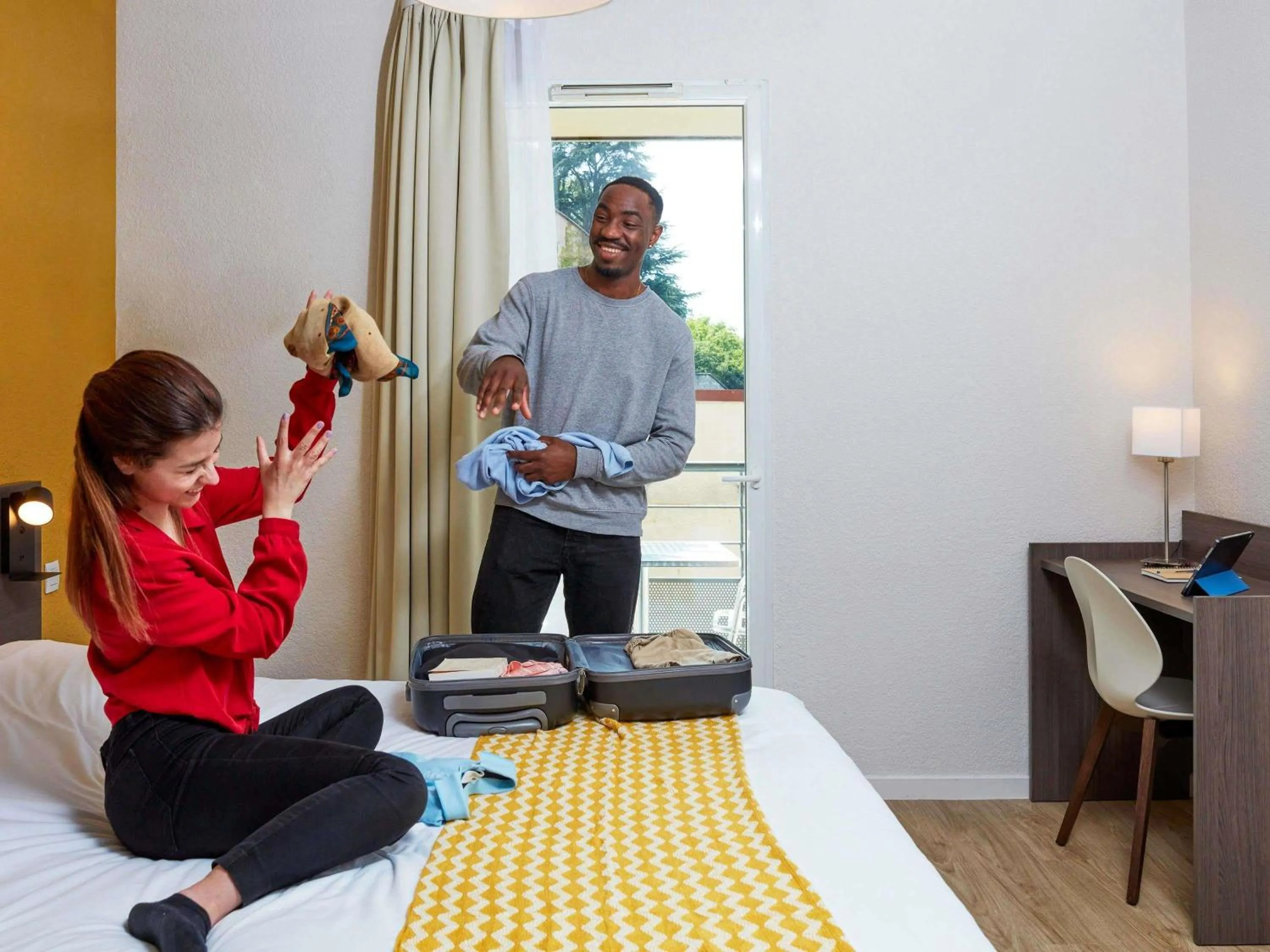 Bedroom, Bed in Aparthotel Adagio Access Poitiers