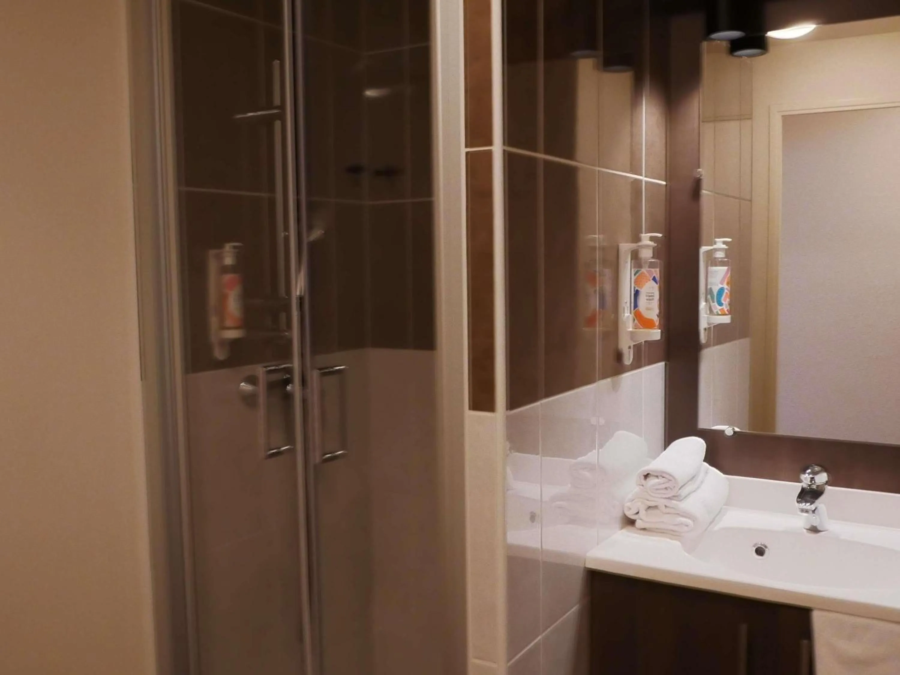 Bedroom in Aparthotel Adagio Access Poitiers