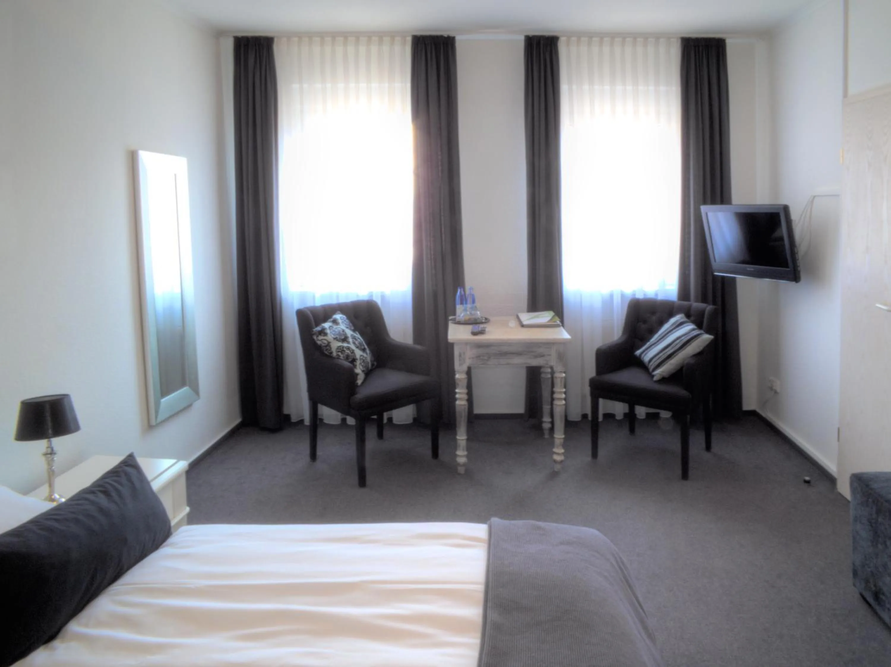 Day, Bed in Hotel Stadt Coblenz