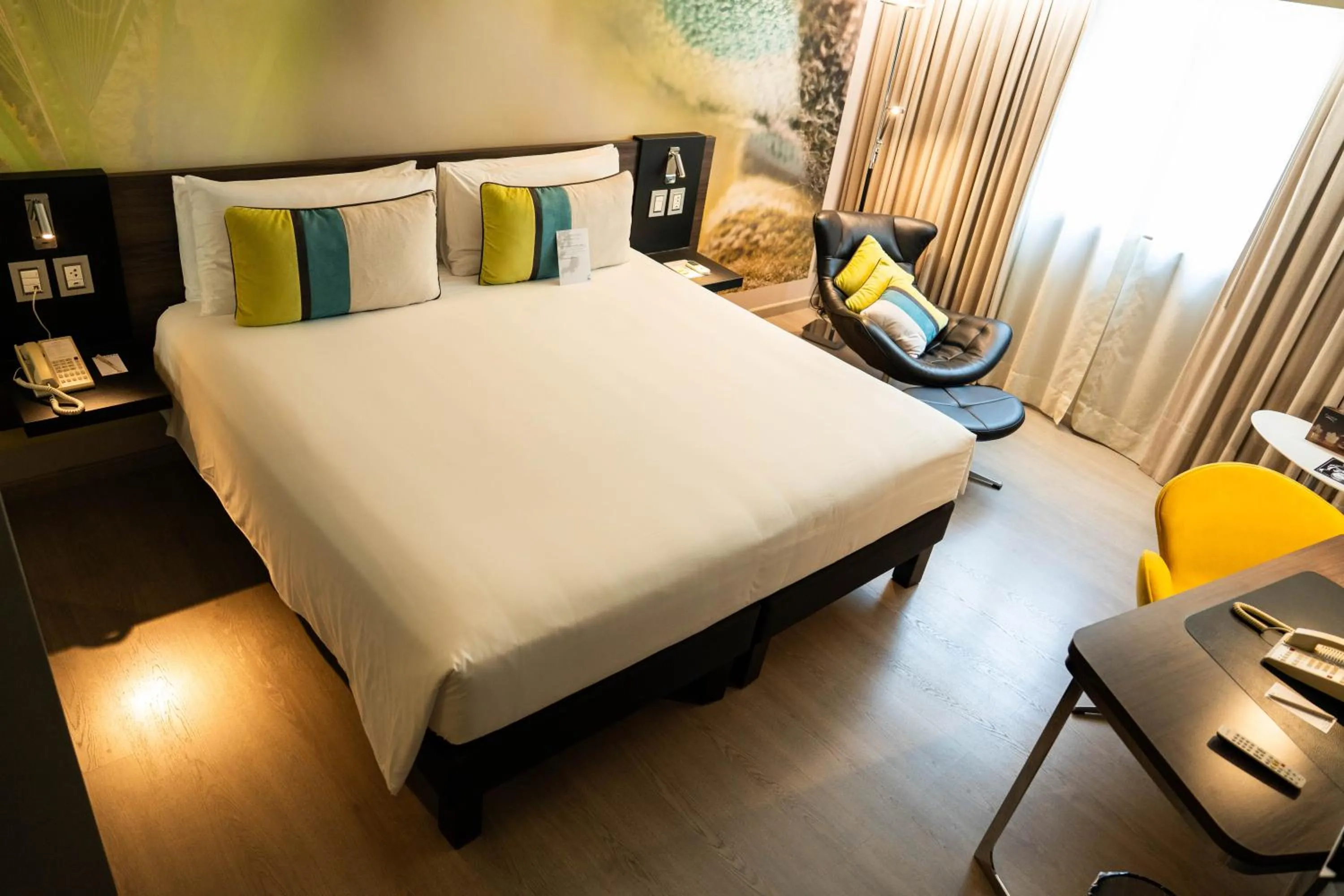 Bedroom, Bed in Novotel Lima San Isidro