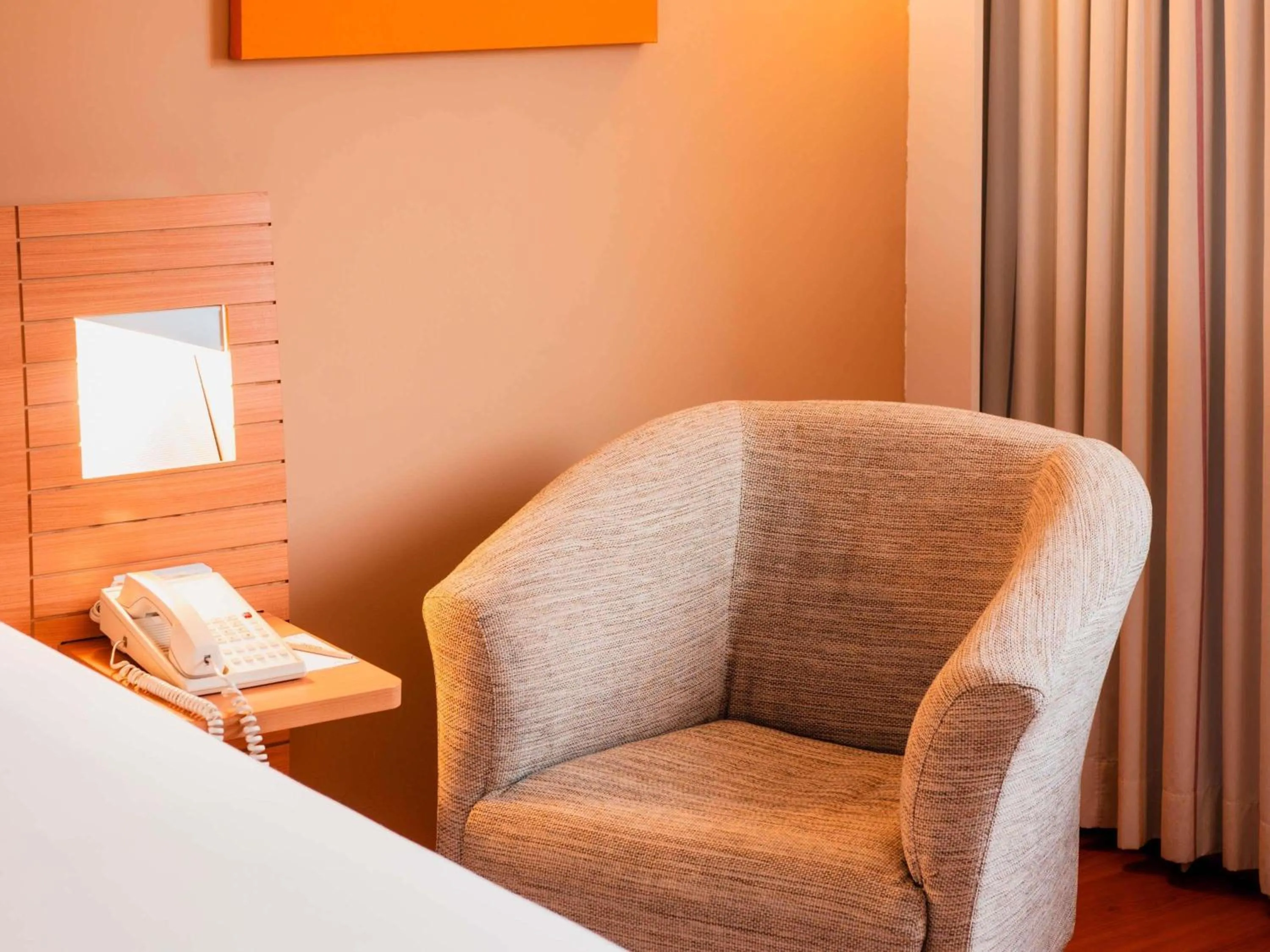 Bedroom, Bed in Novotel Lima San Isidro