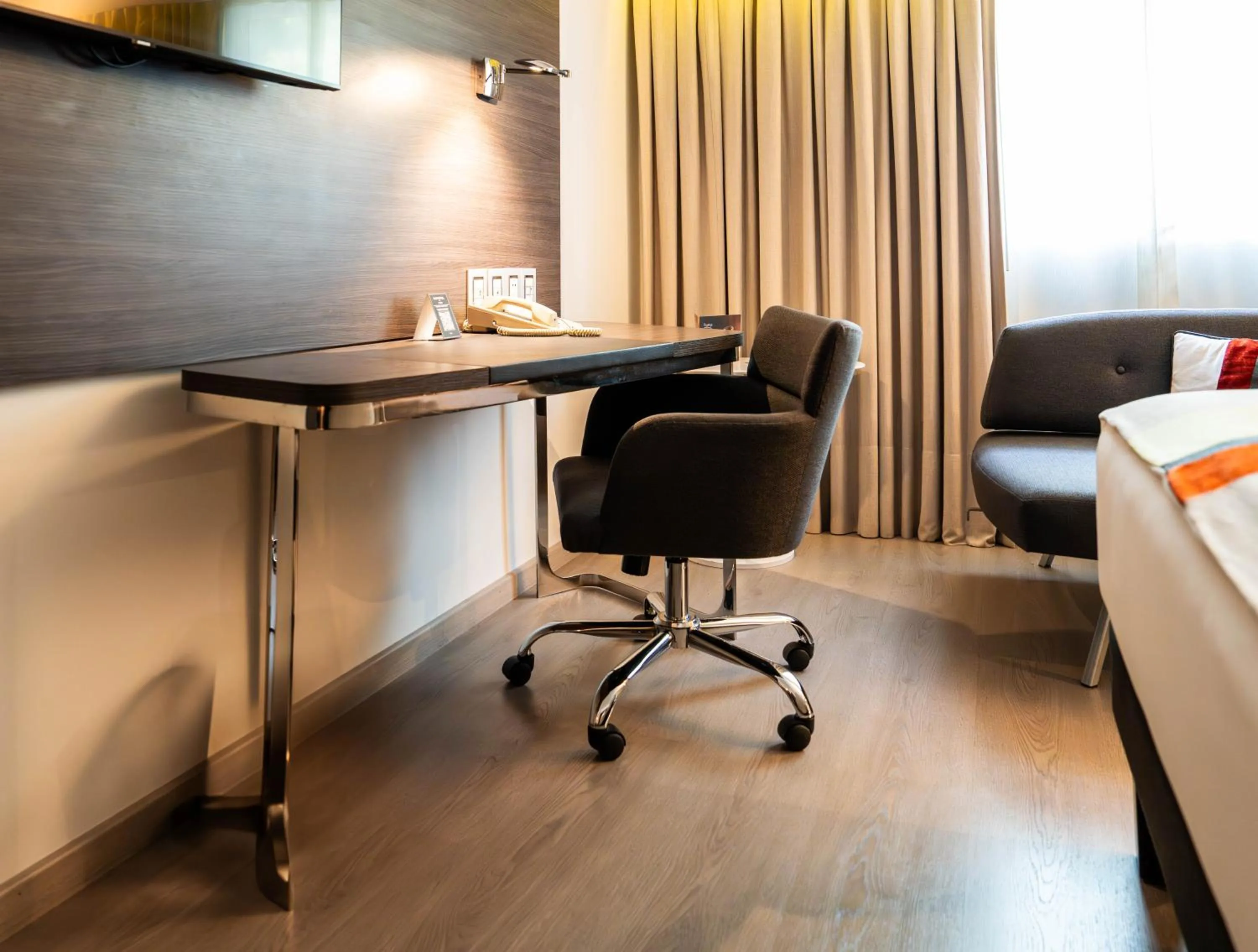 Bedroom, Bed in Novotel Lima San Isidro