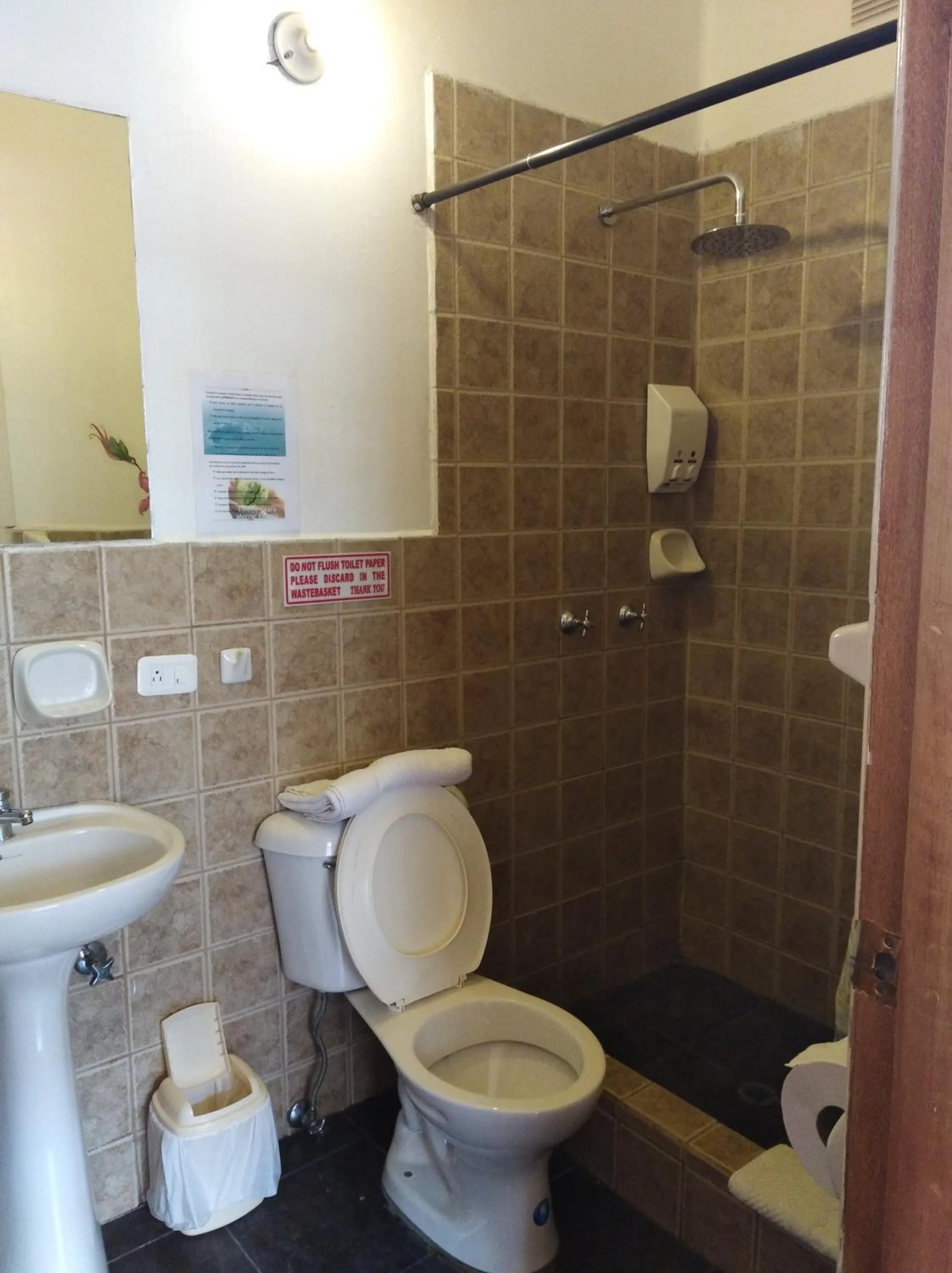 Bathroom in Hotel Andino