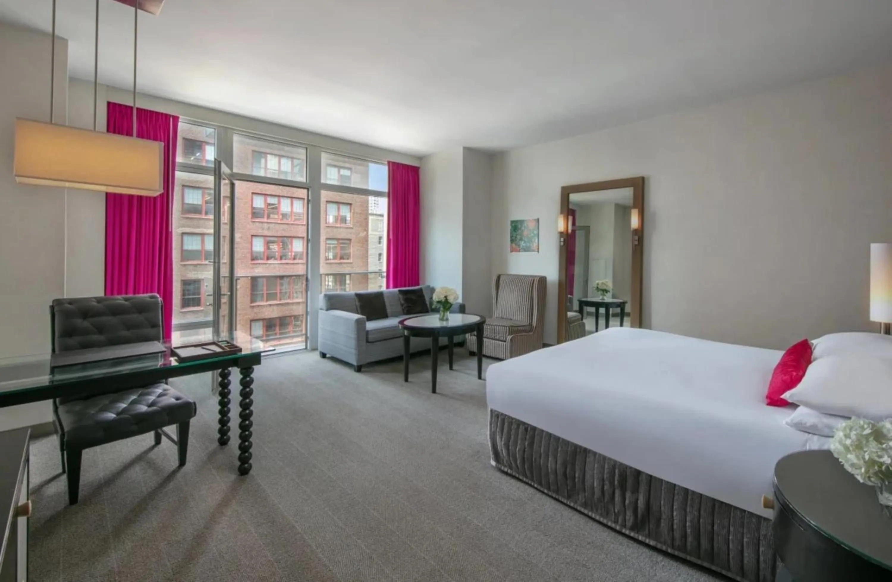 Bed in Royalton Park Avenue