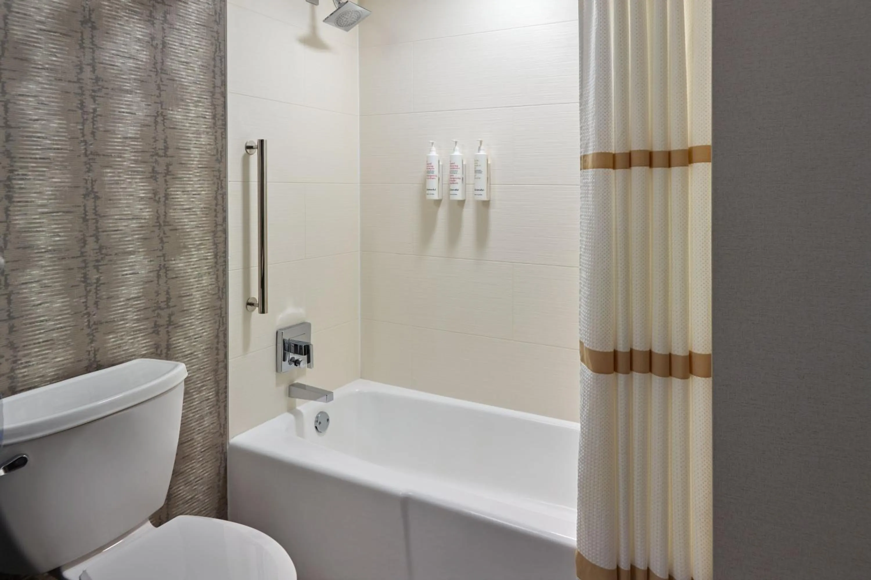 Bathroom in Chattanooga Marriott Downtown