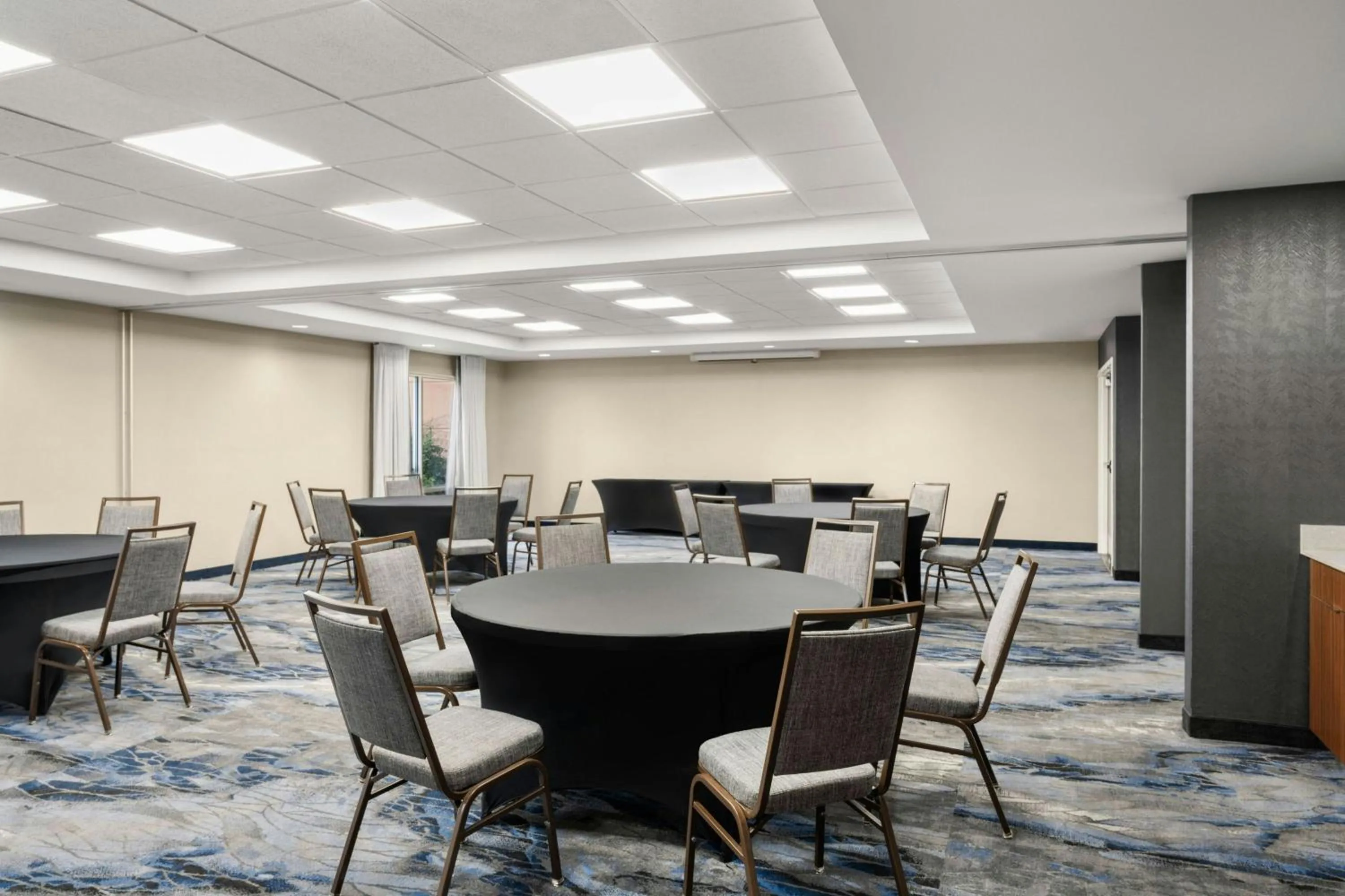 Meeting/conference room in Fairfield Inn and Suites by Marriott Birmingham Fultondale / I-65