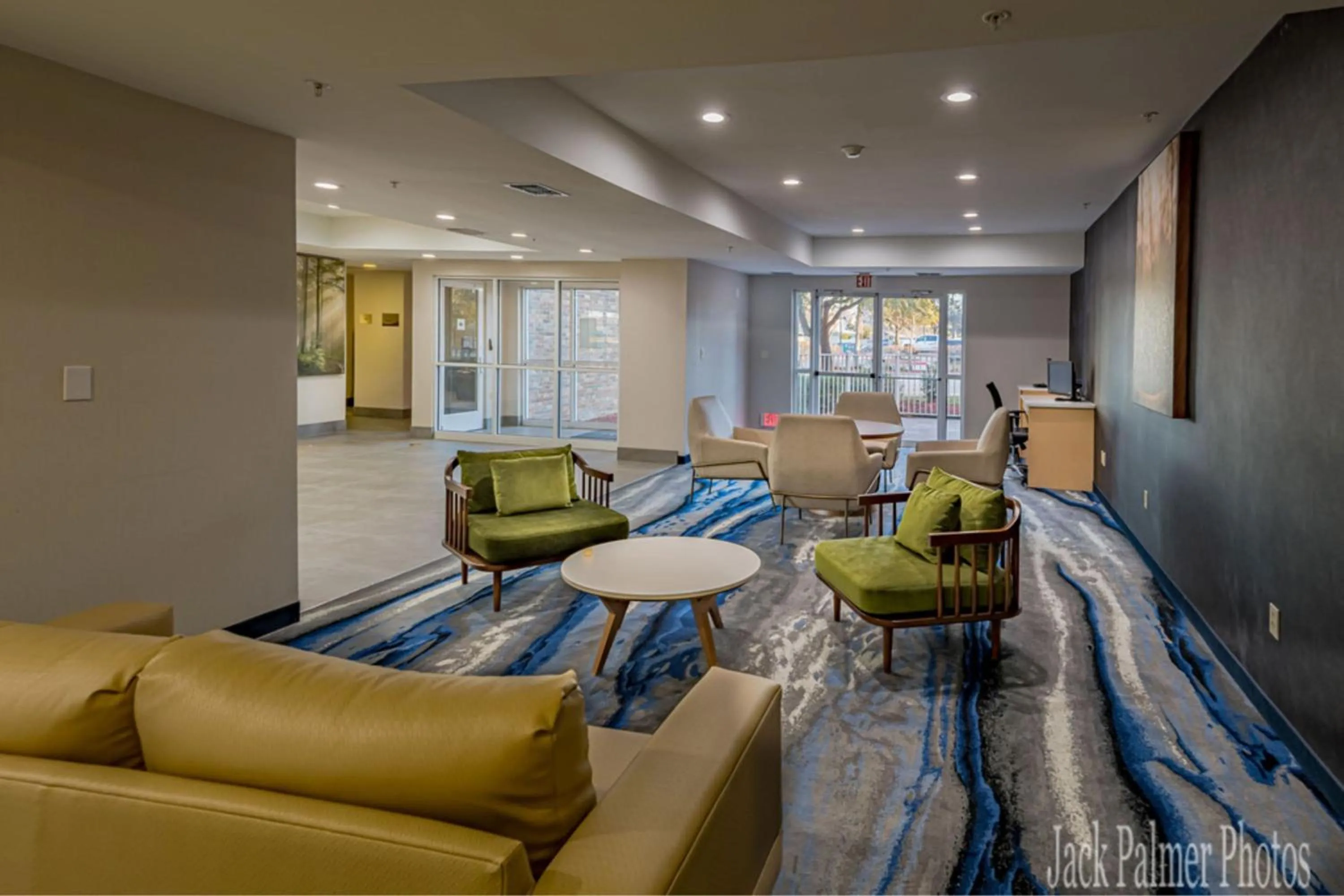Lobby or reception in Las Colinas Inn Irving, SureStay Collection by Best Western