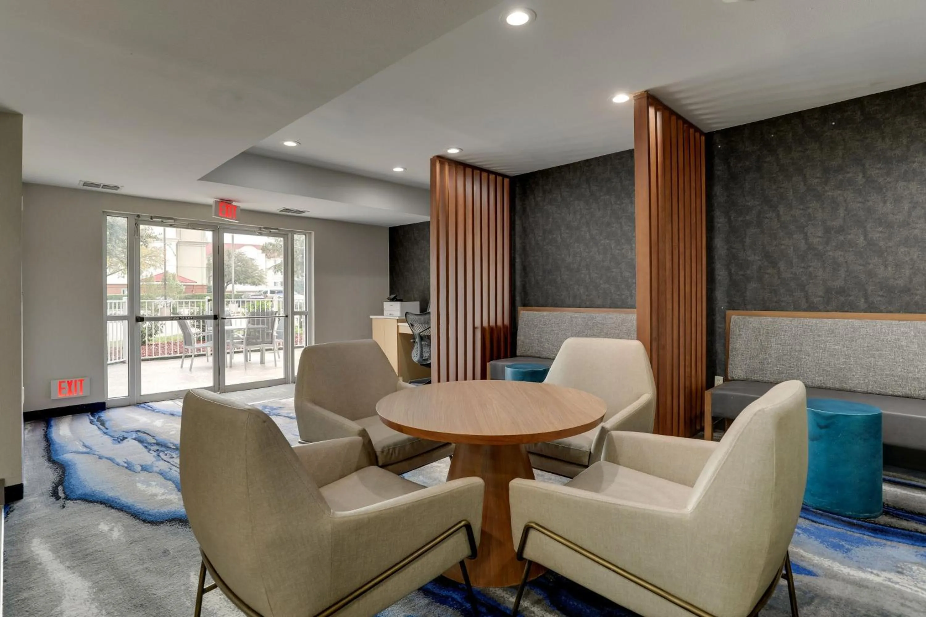 Lobby or reception in Las Colinas Inn Irving, SureStay Collection by Best Western