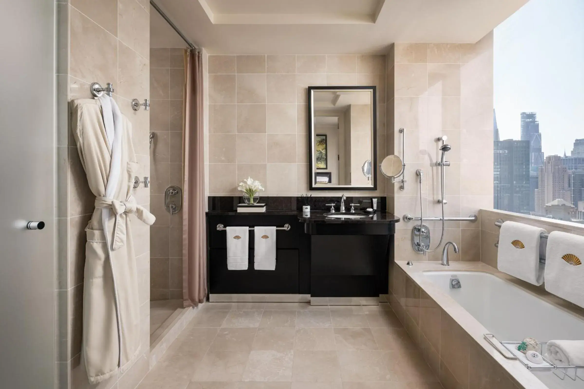 Hudson River View Accessible Twin - Bathtub in Mandarin Oriental, New York Hudson River View Accessible Twin - Bathtub in Mandarin Oriental, New York