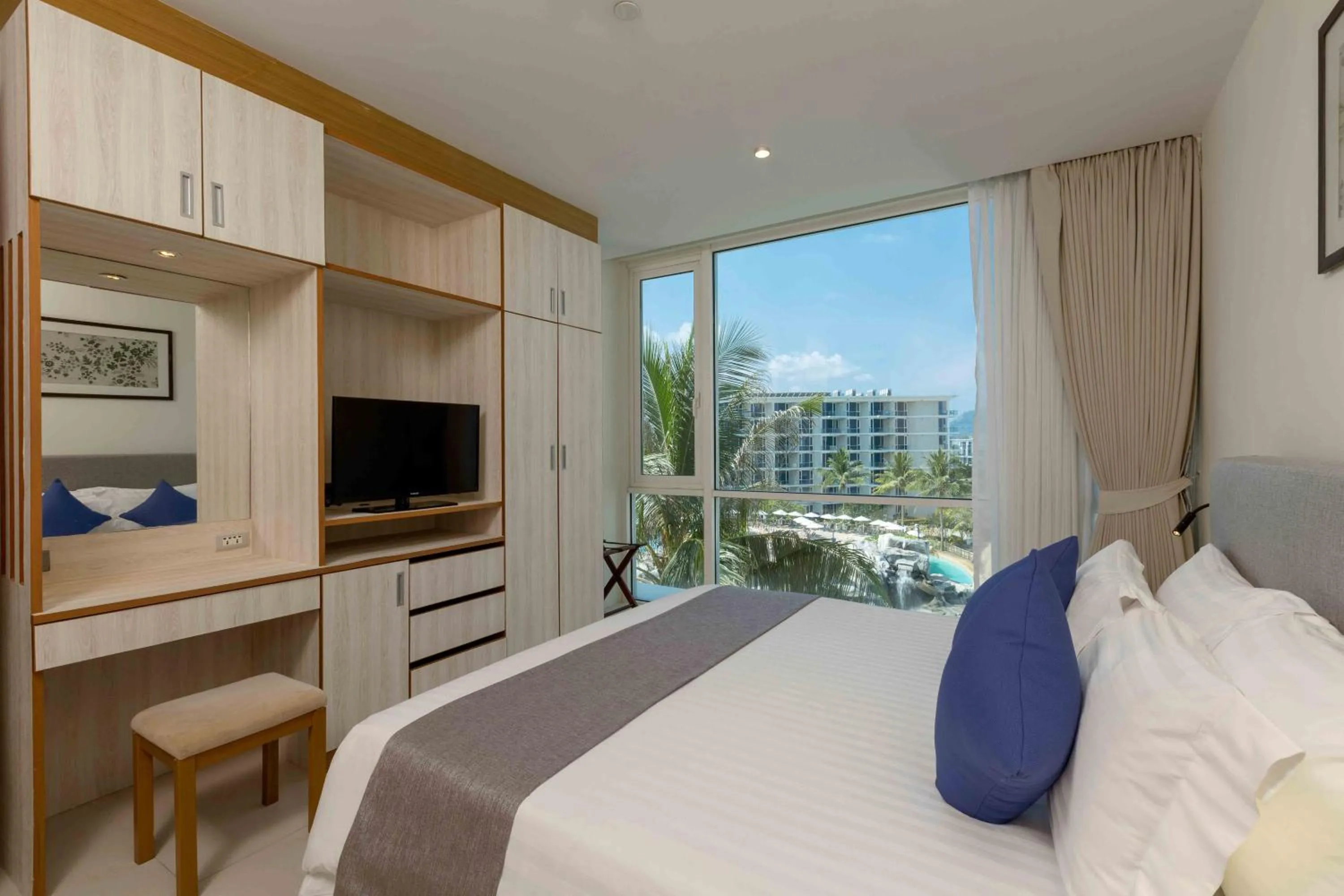 Bedroom, Bed in Splash Beach Resort Phuket Family-Friendly Water Park Resort Near Phuket Airport