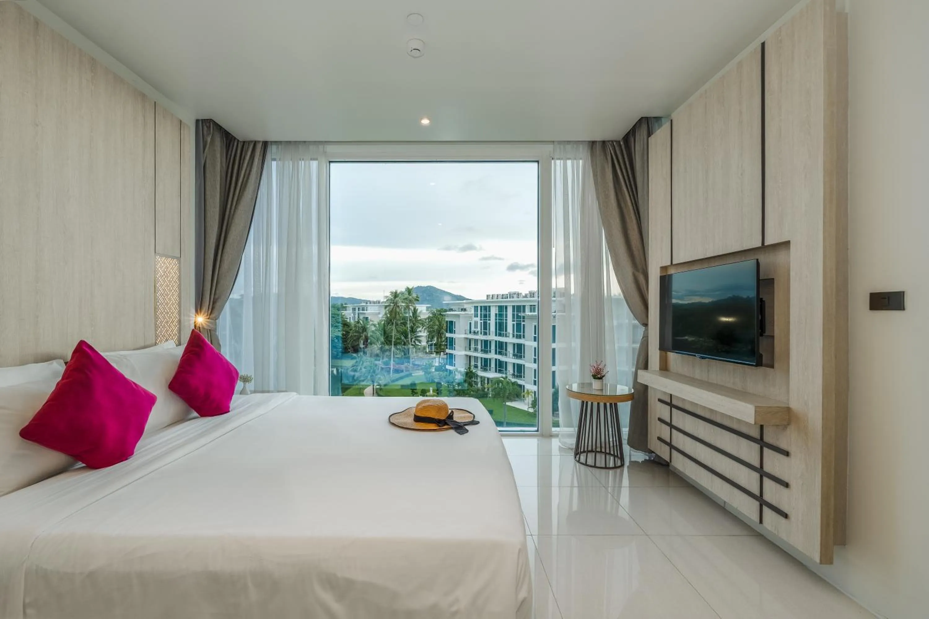 Bedroom, Bed in Splash Beach Resort Phuket Family-Friendly Water Park Resort Near Phuket Airport