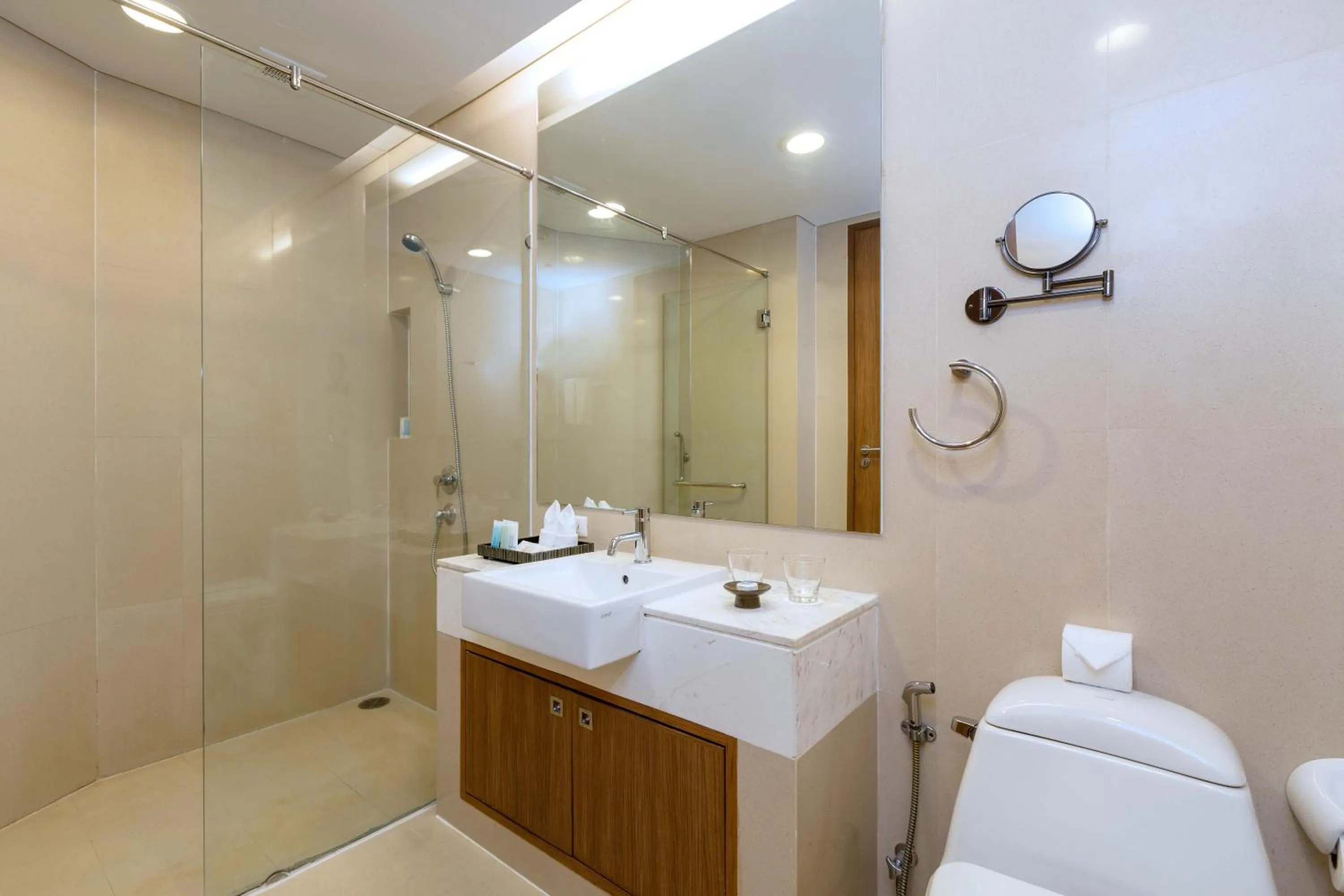 Bathroom in Splash Beach Resort Phuket Family-Friendly Water Park Resort Near Phuket Airport