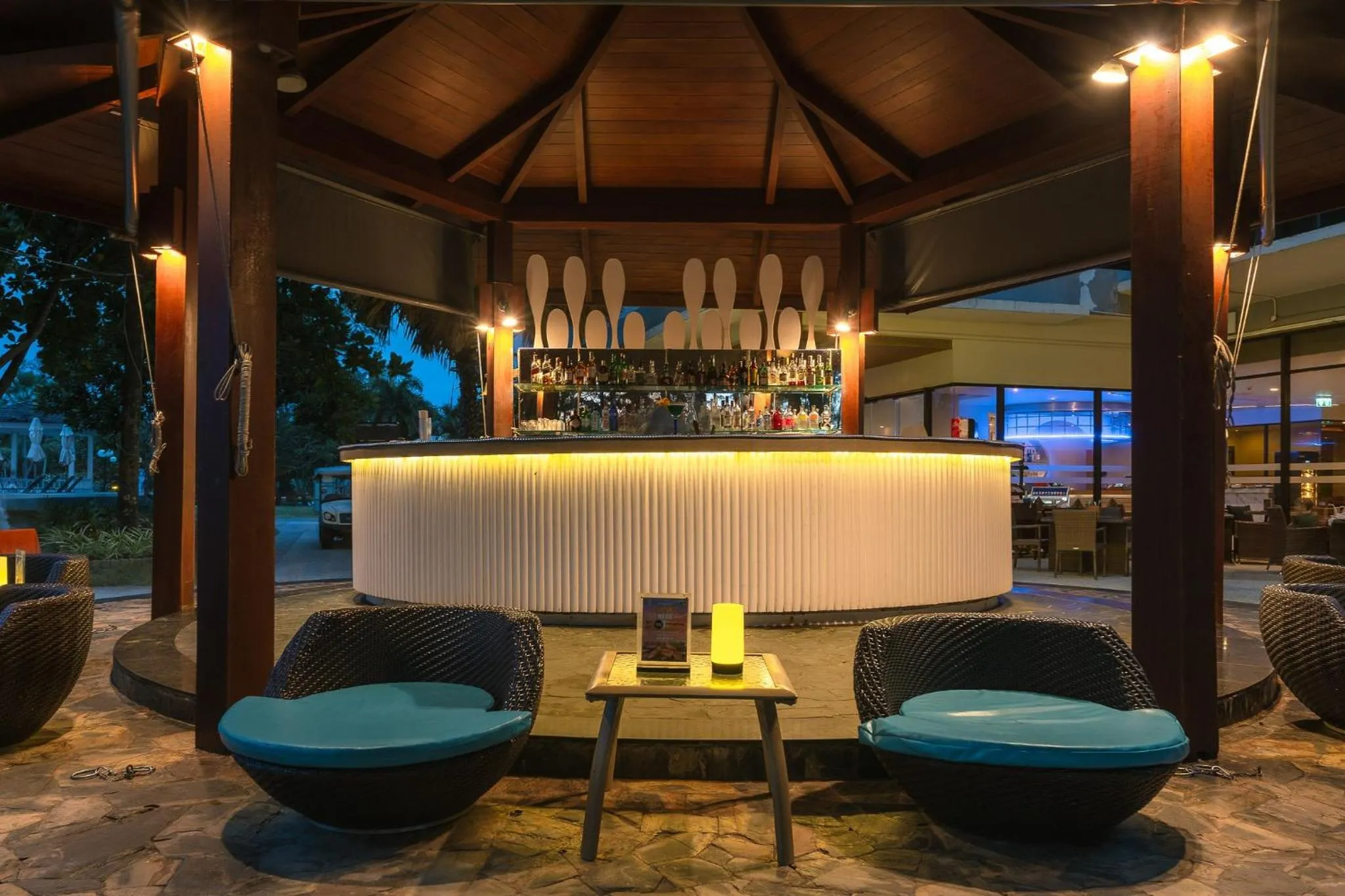 Restaurant/places to eat in Splash Beach Resort Phuket, Family-Friendly Beachfront Water Park Resort