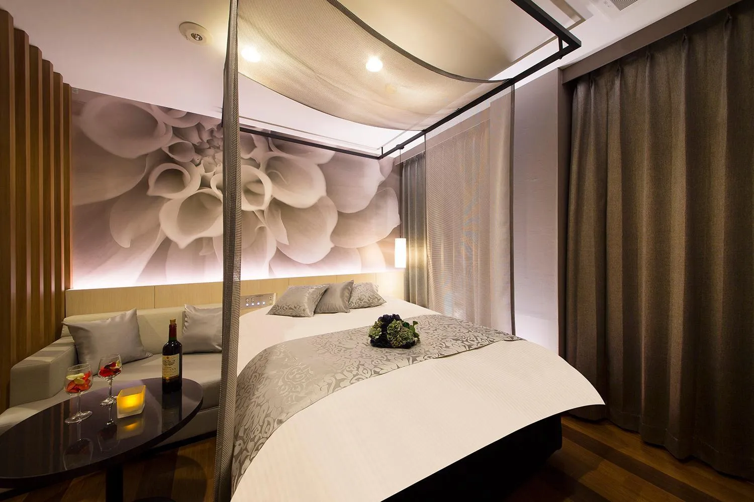 Bedroom, Bed in ルトゥール難波 RetourNANBA 男塾ホテルグループ