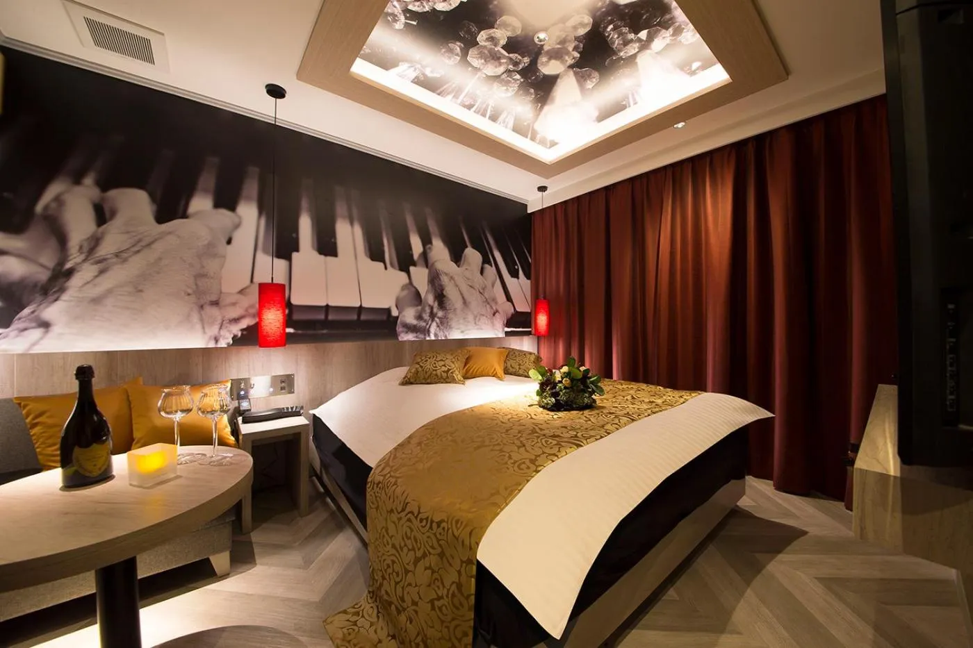 Property building in ルトゥール難波 RetourNANBA 男塾ホテルグループ