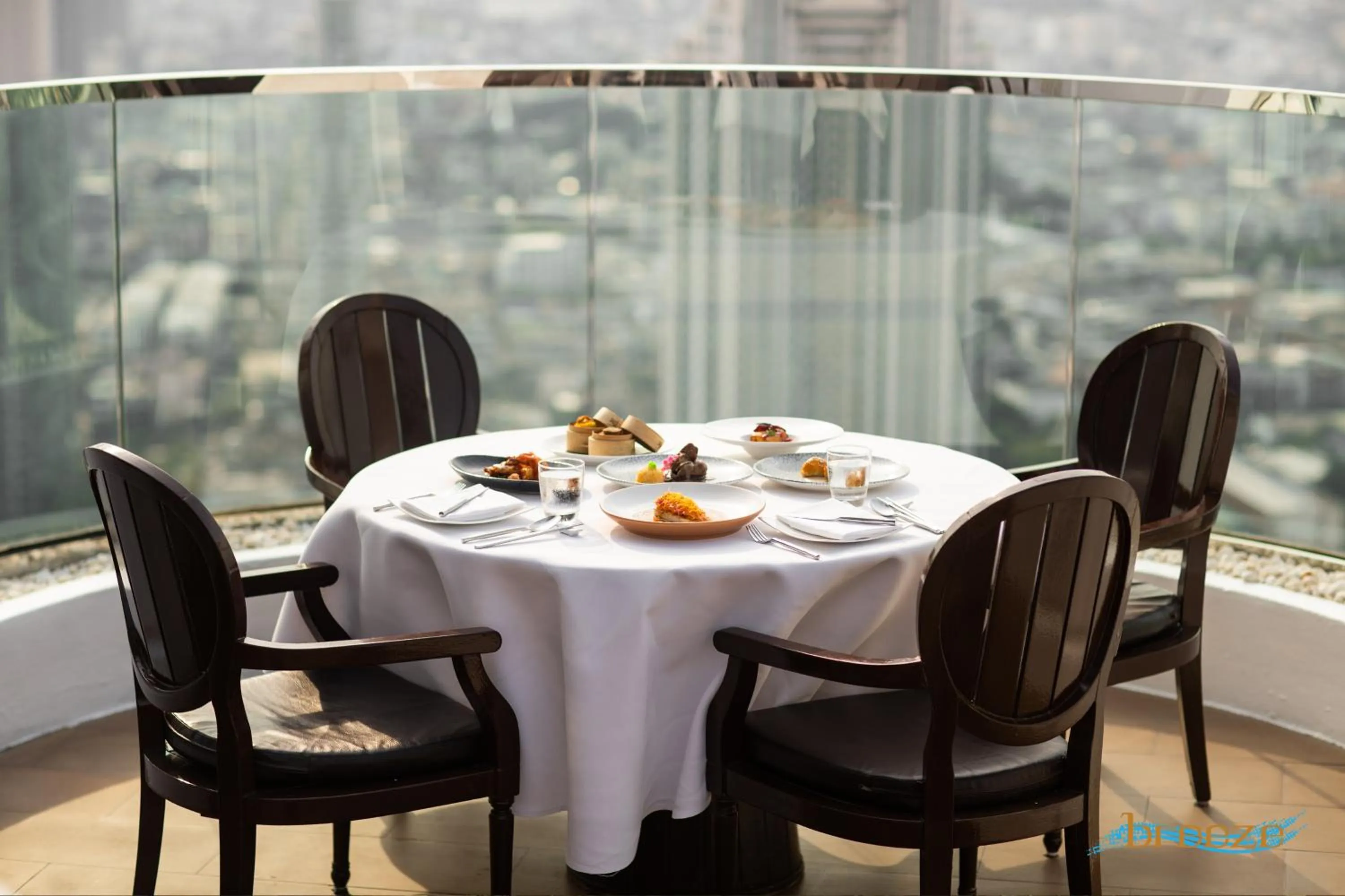 Restaurant/places to eat in Tower Club at lebua