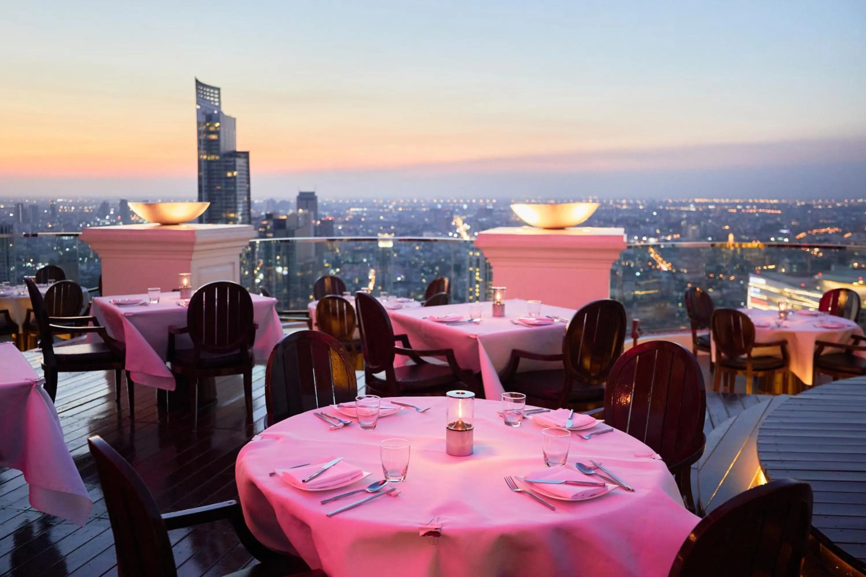 Restaurant/places to eat in Tower Club at lebua