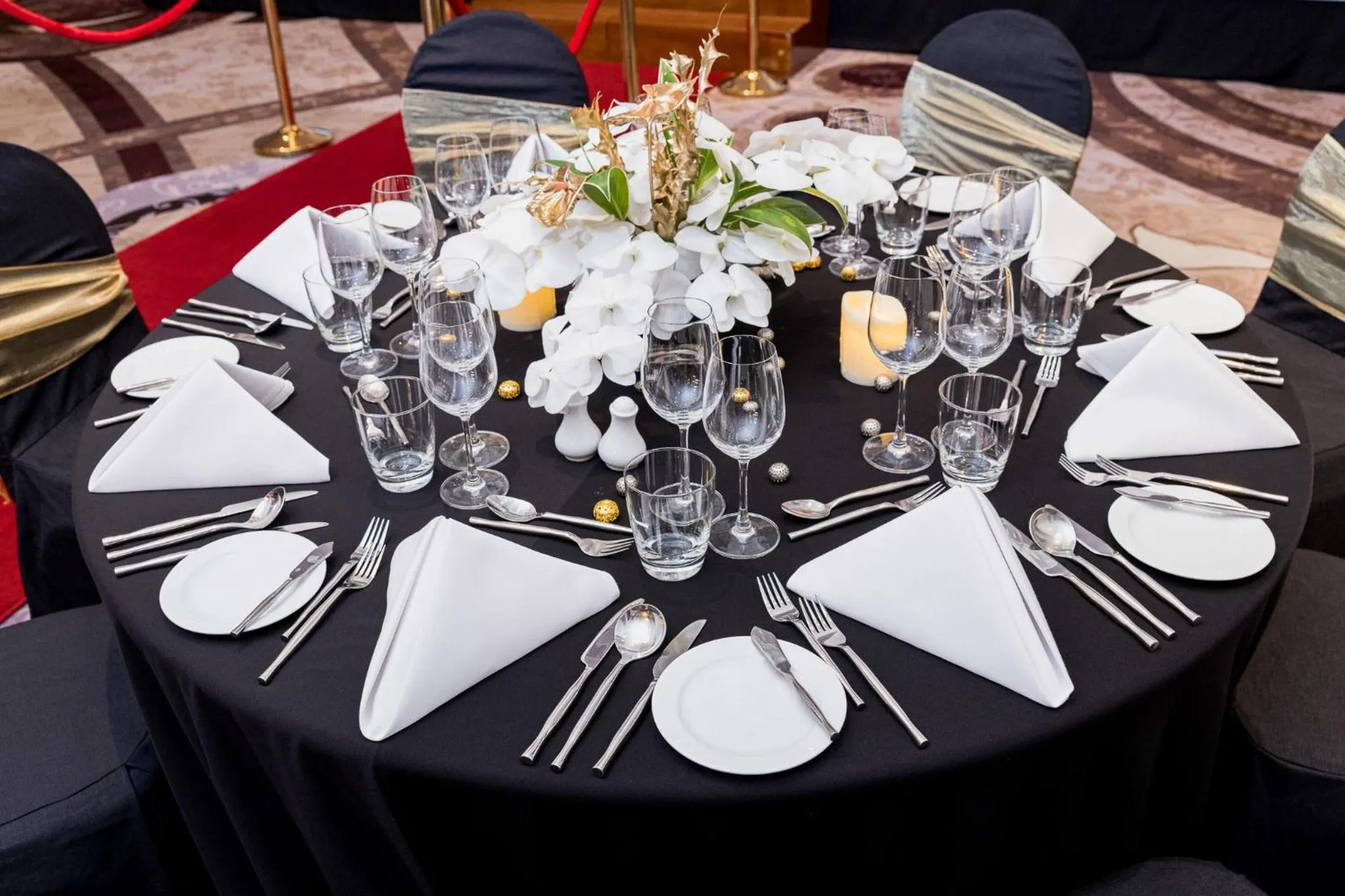 Meeting/conference room in Tower Club at lebua