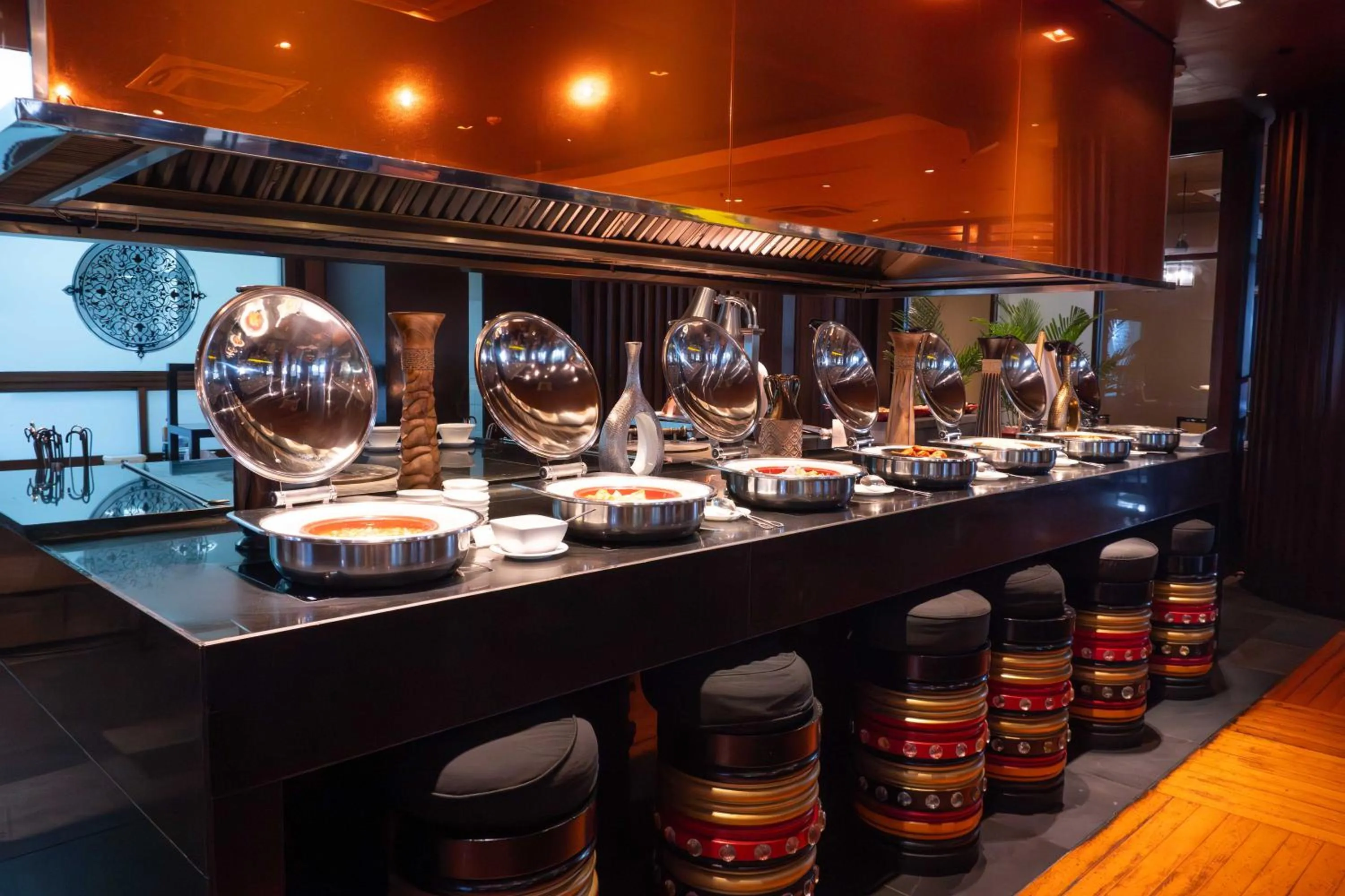 Restaurant/places to eat in Tower Club at lebua