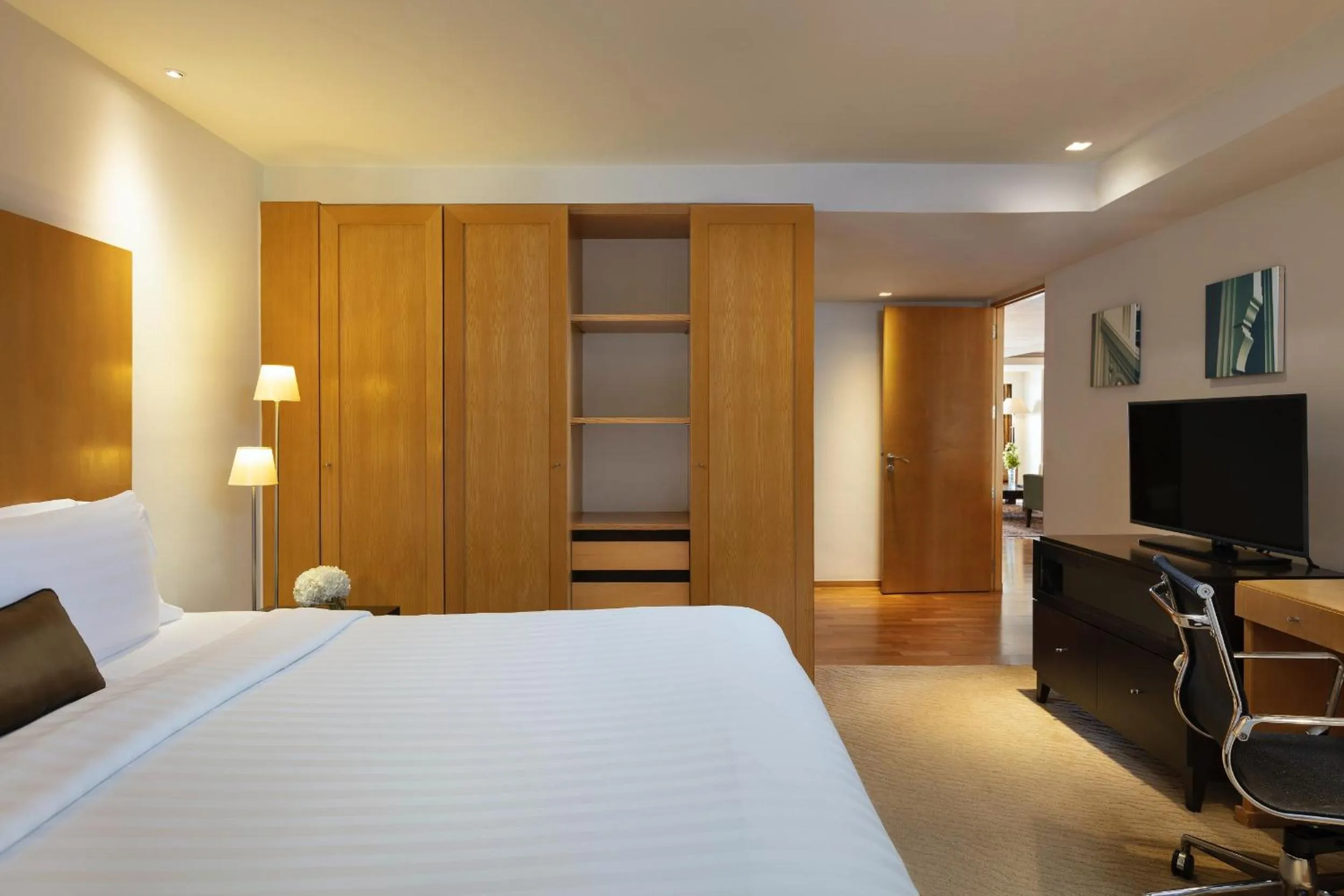 Bed in Tower Club at lebua