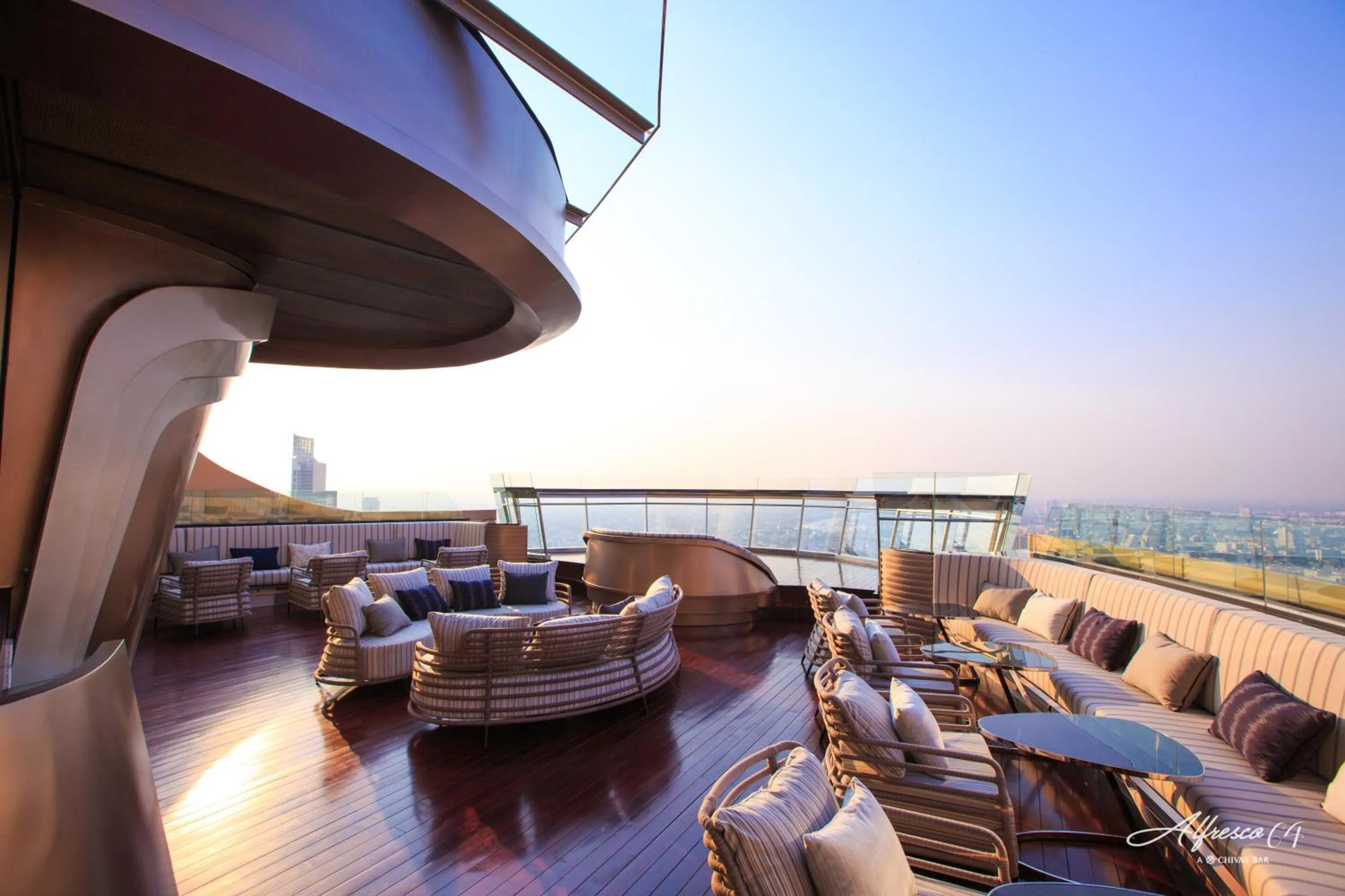 Restaurant/places to eat in Tower Club at lebua