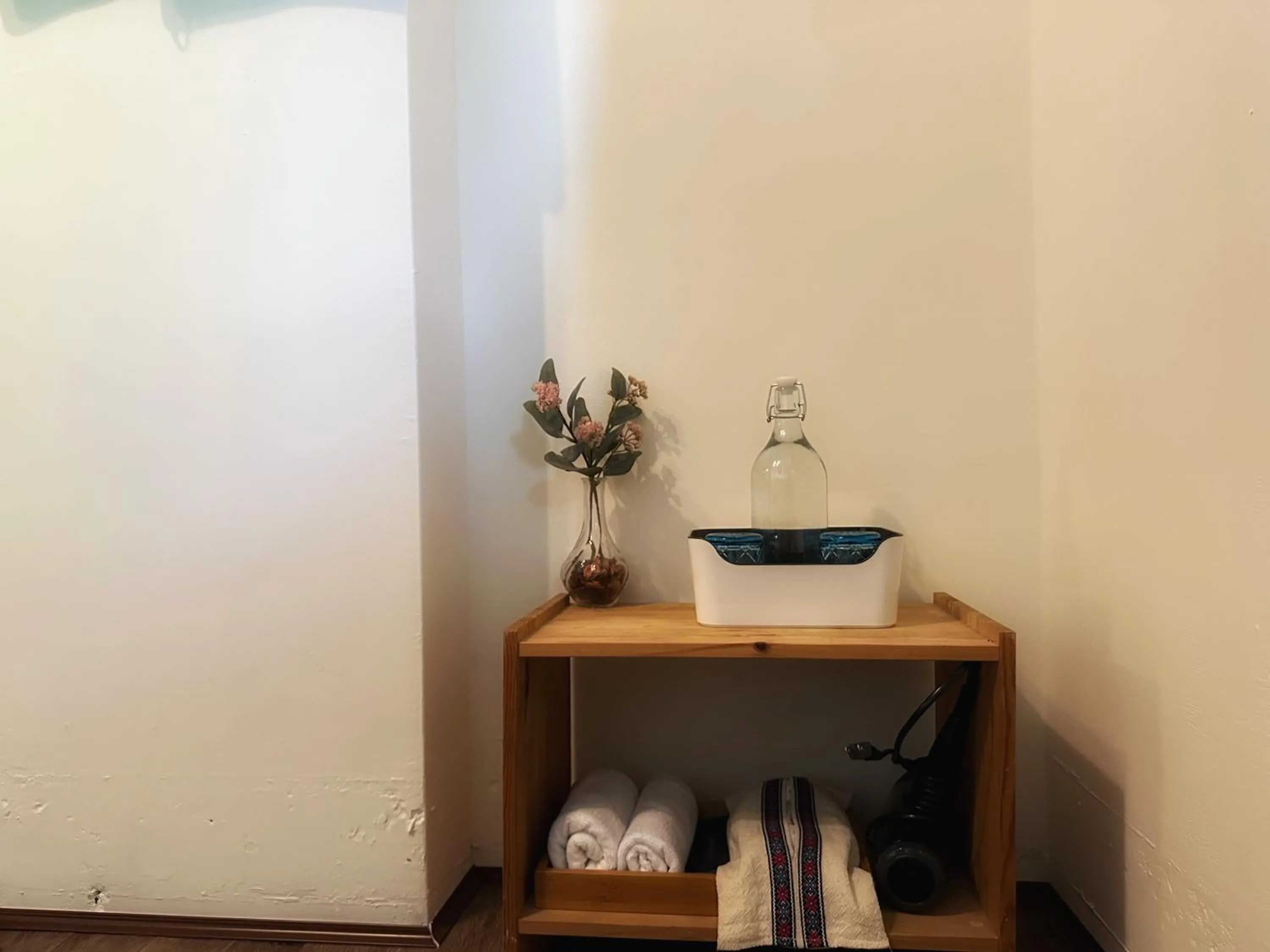 Dulan The Travel Bug Bistro Inn