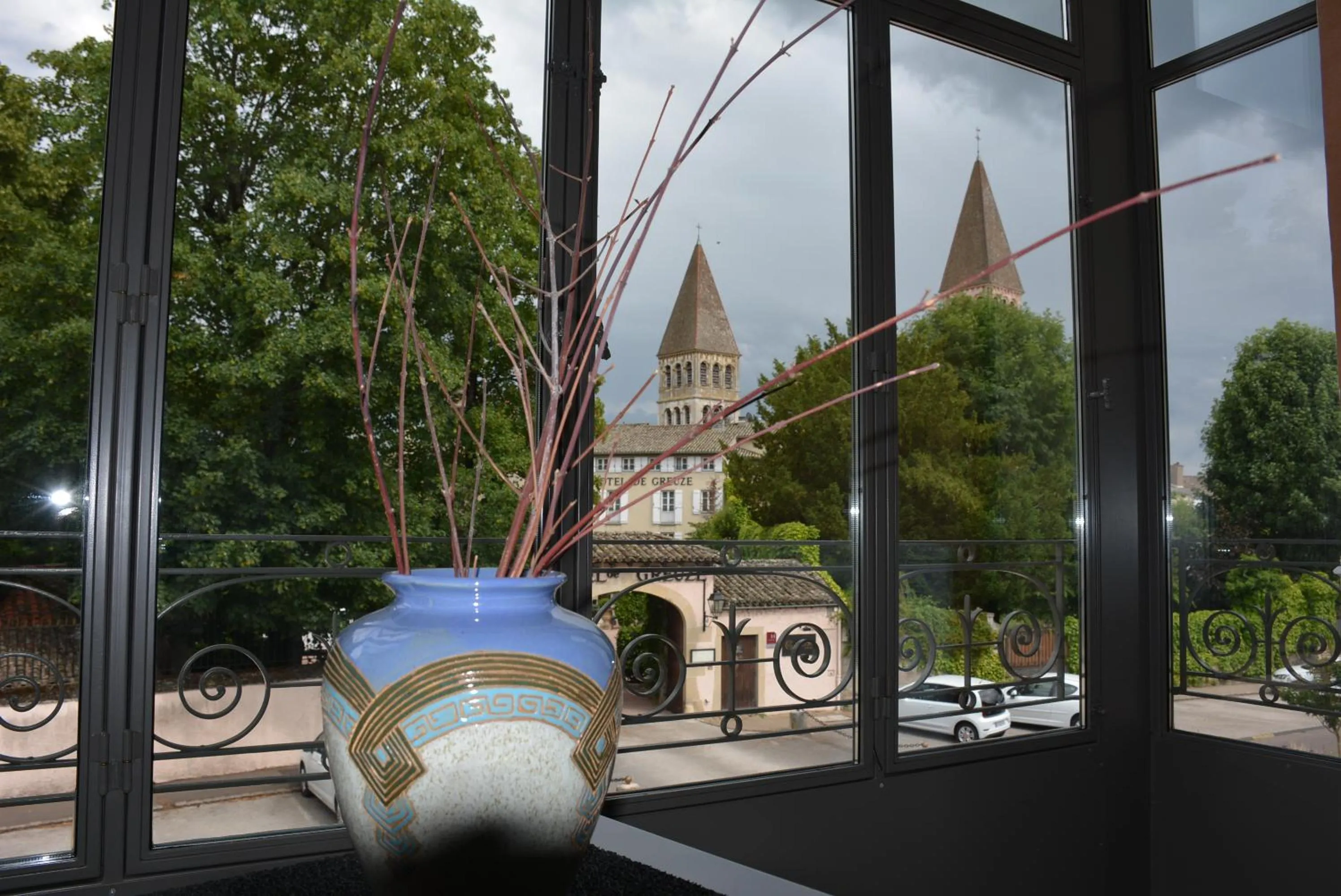 City view in Hôtel Saint Philibert