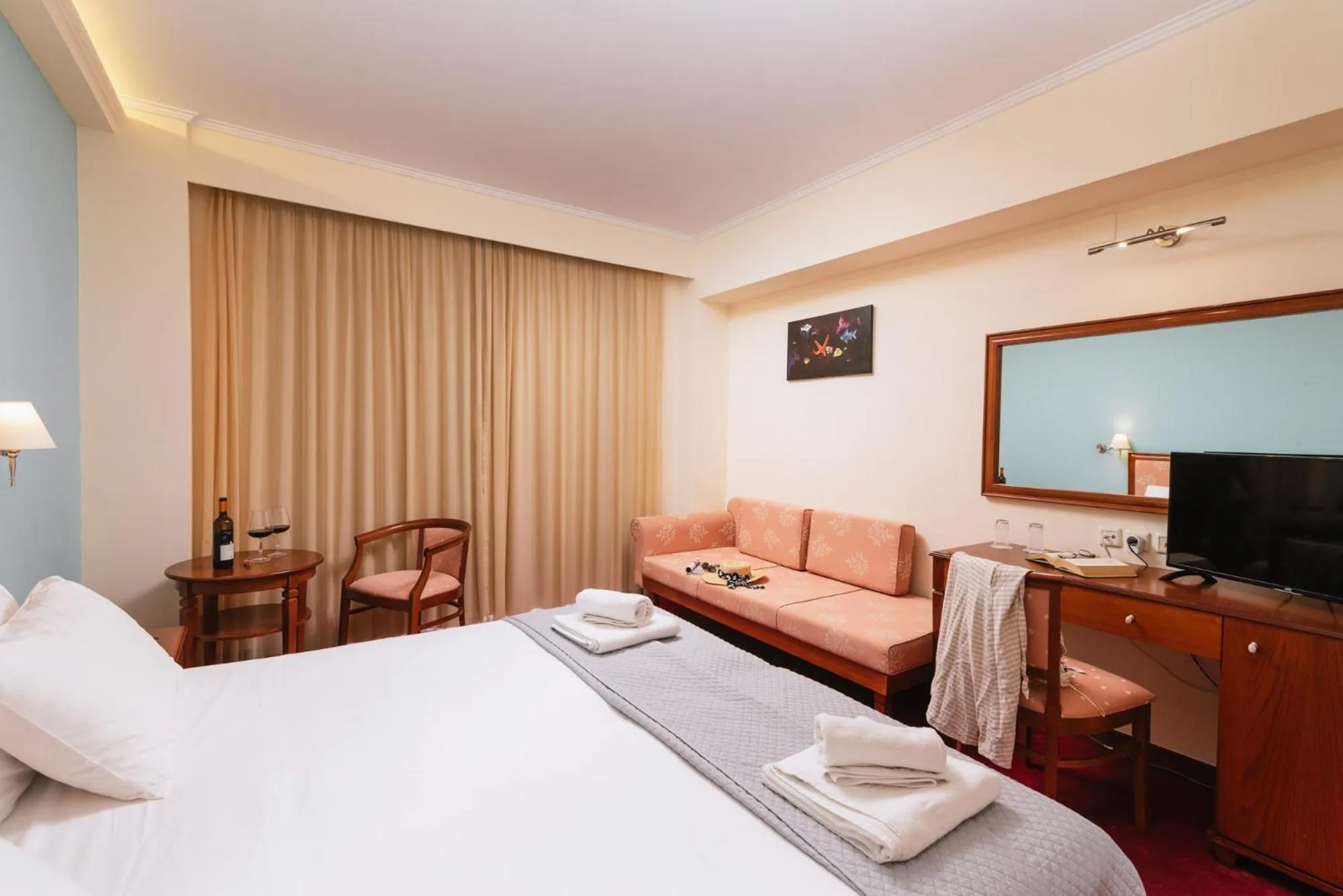 TV and multimedia, Bed in Porto Plakias & Spa