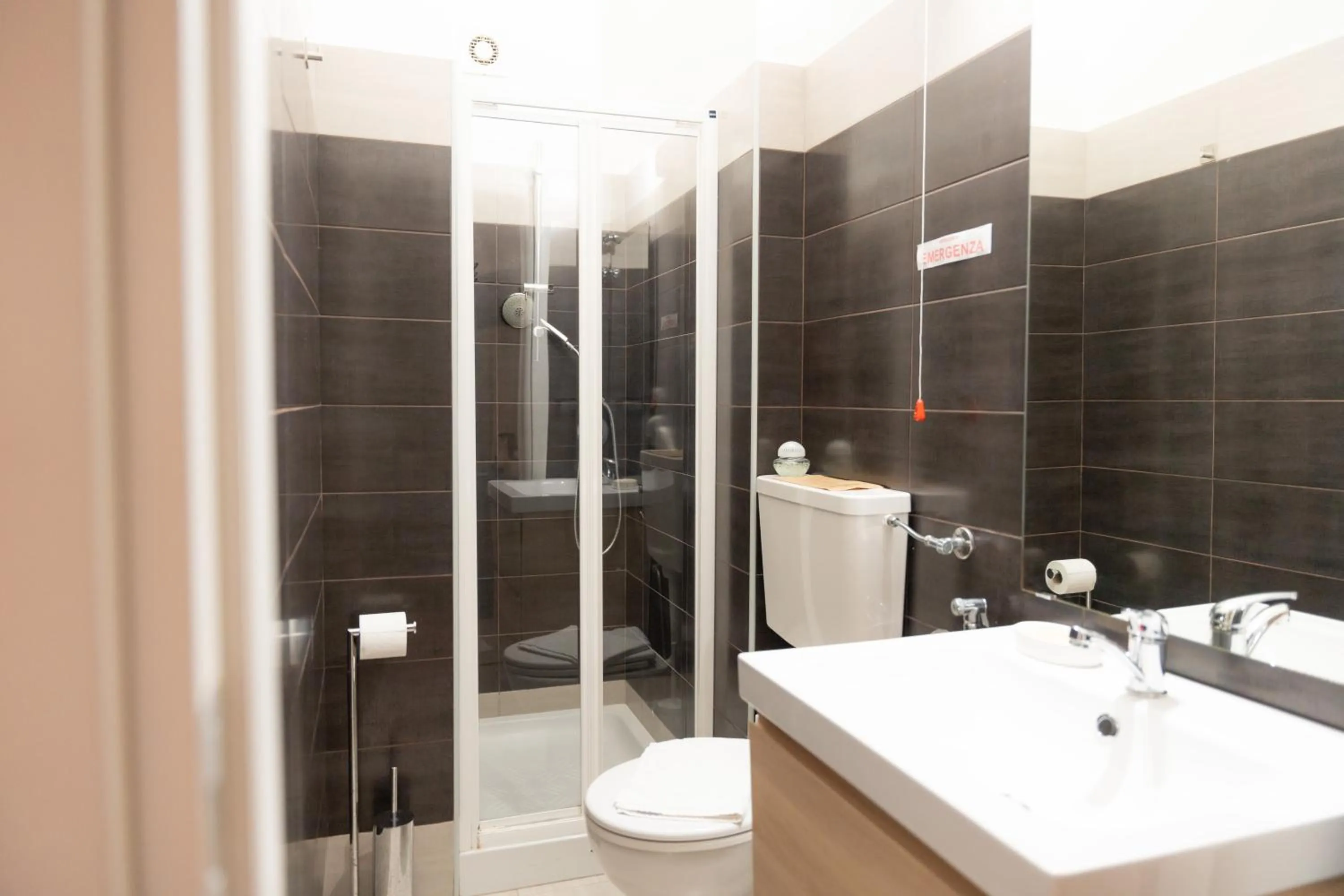 Shower in B&B enjoy music