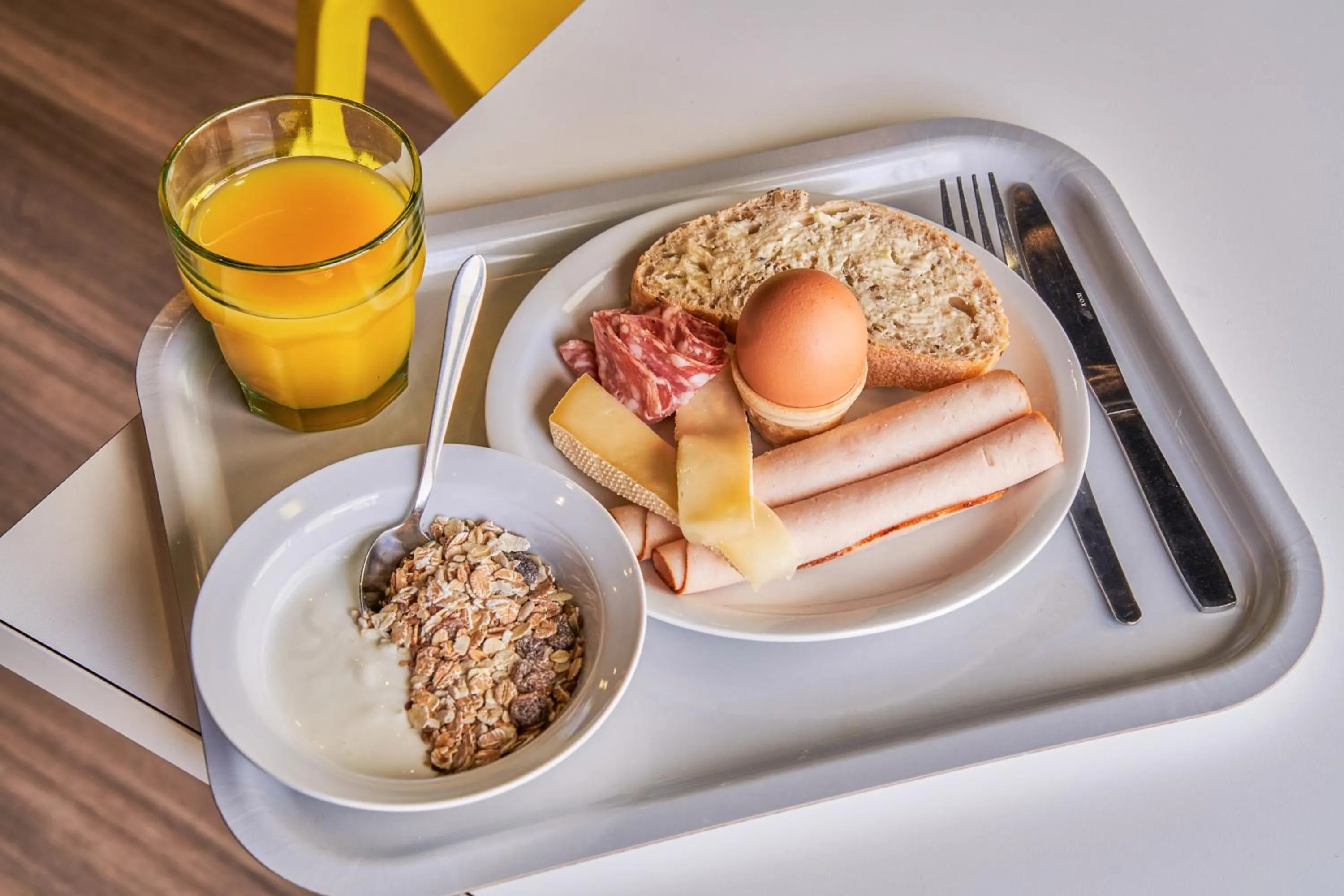 Breakfast in ibis budget Bordeaux Centre - Gare Saint Jean