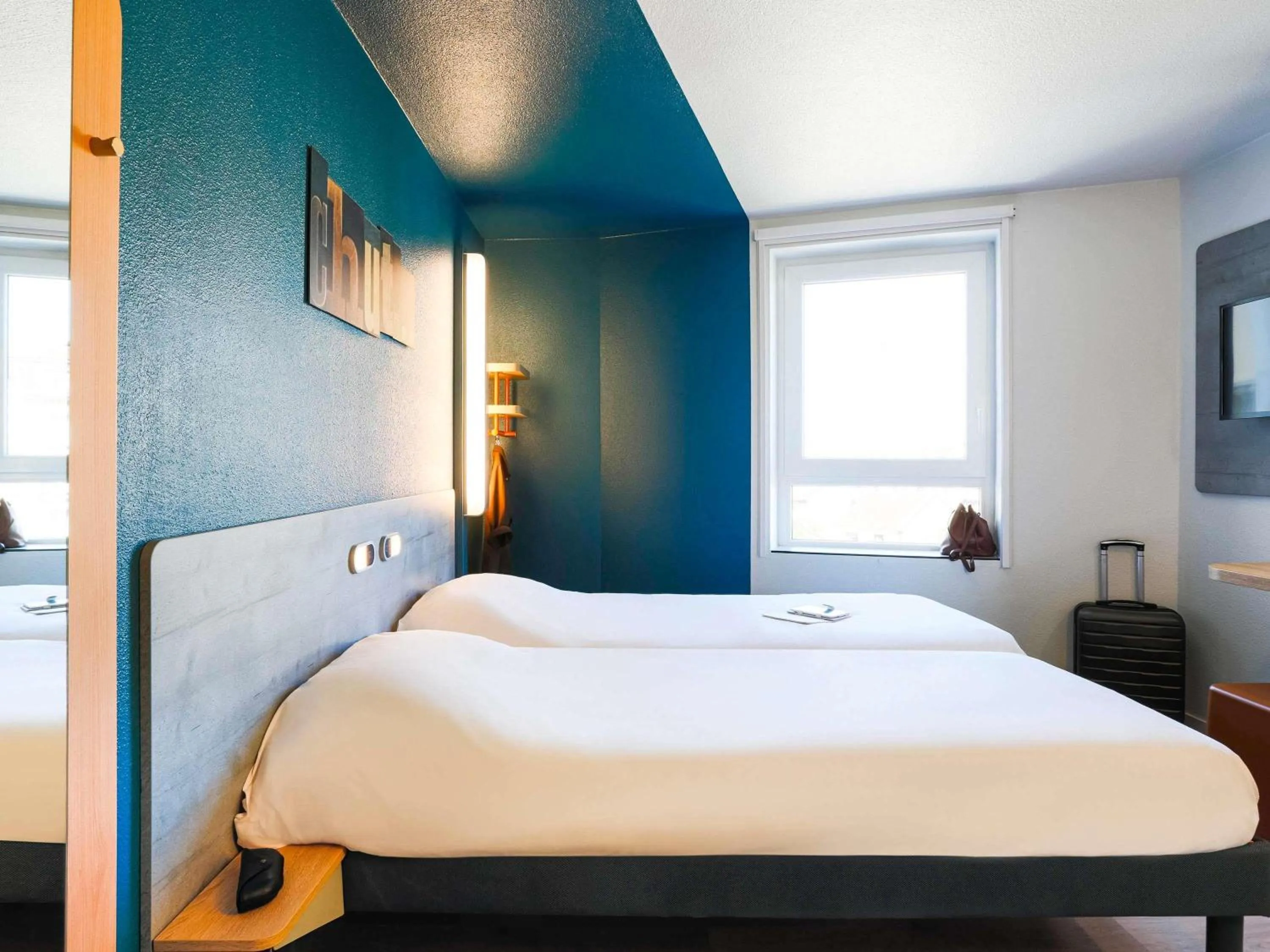 Bedroom, Bed in ibis budget Bordeaux Centre - Gare Saint Jean