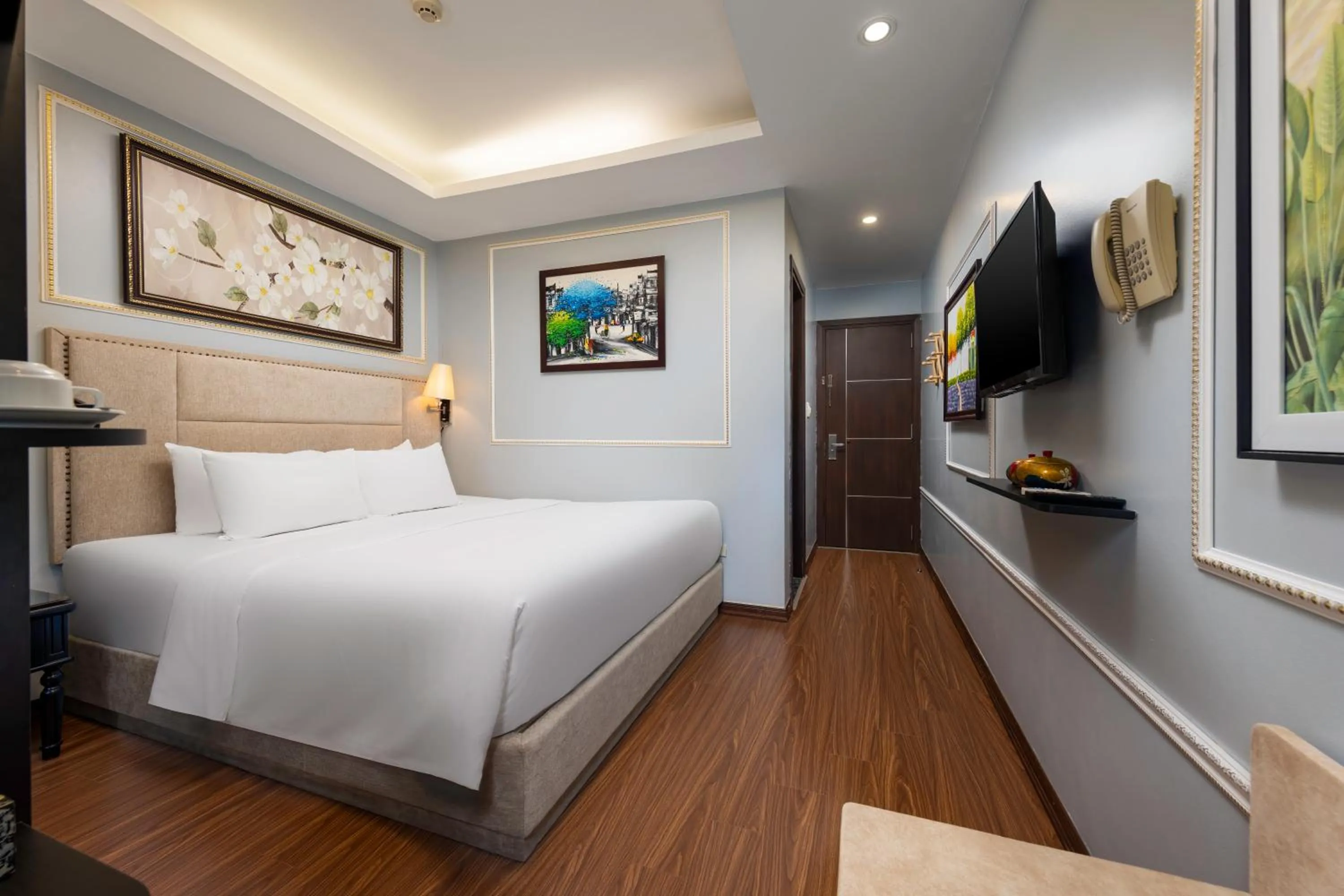 Bedroom, Bed in Golden Legend Boutique Hotel